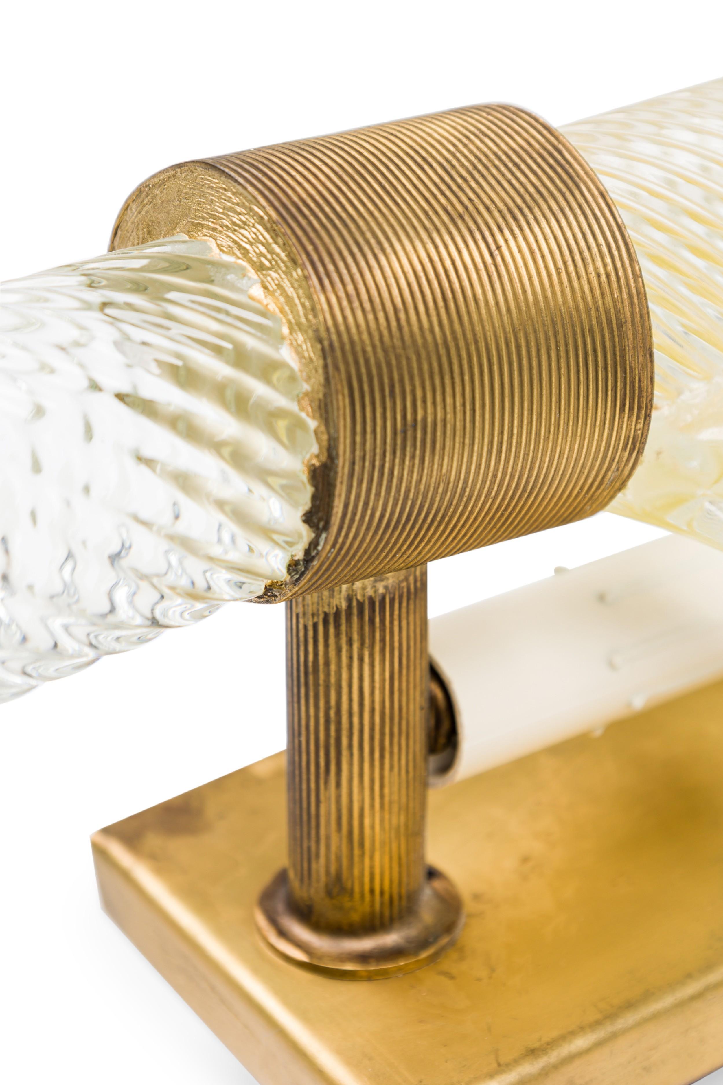Juego de 5 apliques italianos de mediados de siglo con hojas de cristal de Murano Moderno de mediados de siglo en venta