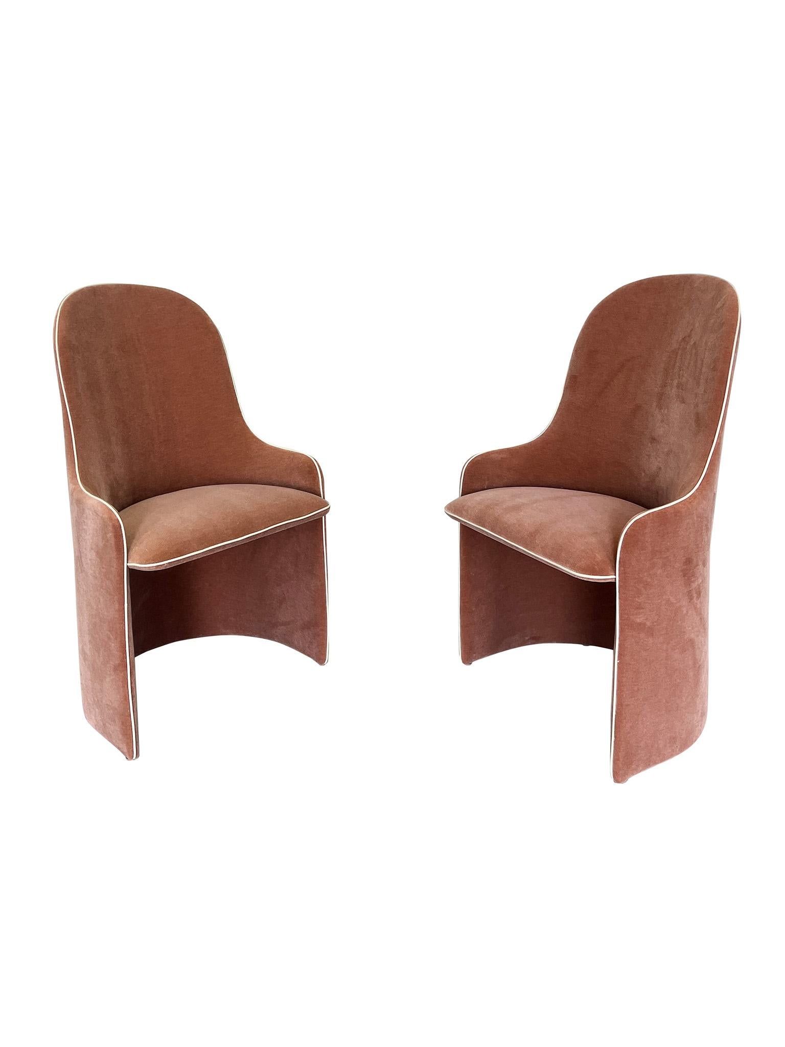 Set of 5 Italian Post-Modern Barrel-Back Dining Chairs In Good Condition In New York, NY