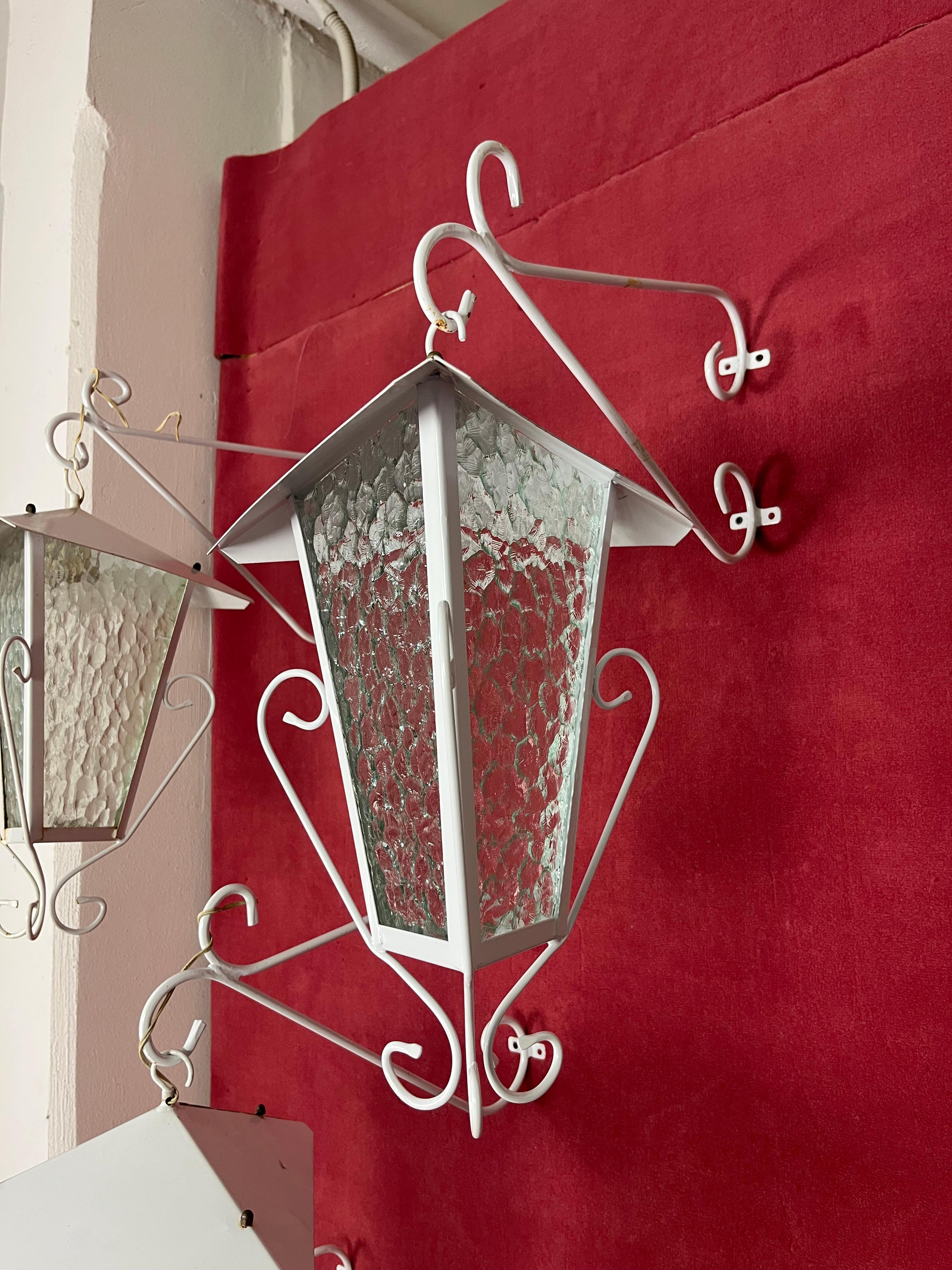 Set of 5 Italian wrought iron wall lamps, 1970s
Intact and in good condition, found outside a villa in Taormina.