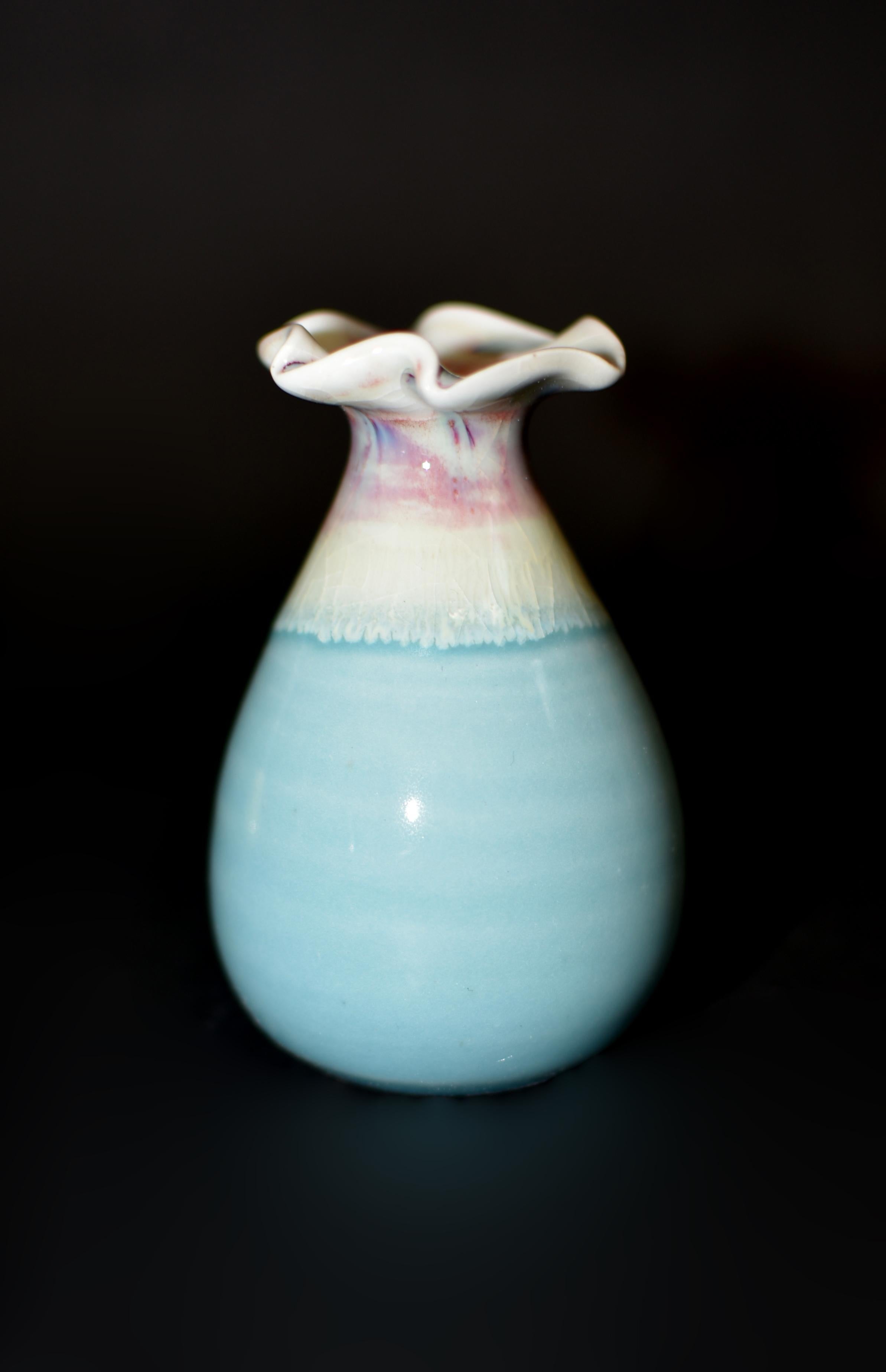 Satz von 5 japanischen Wabi Sabi Mini-Vasen mit gerafften Lips im Angebot 8