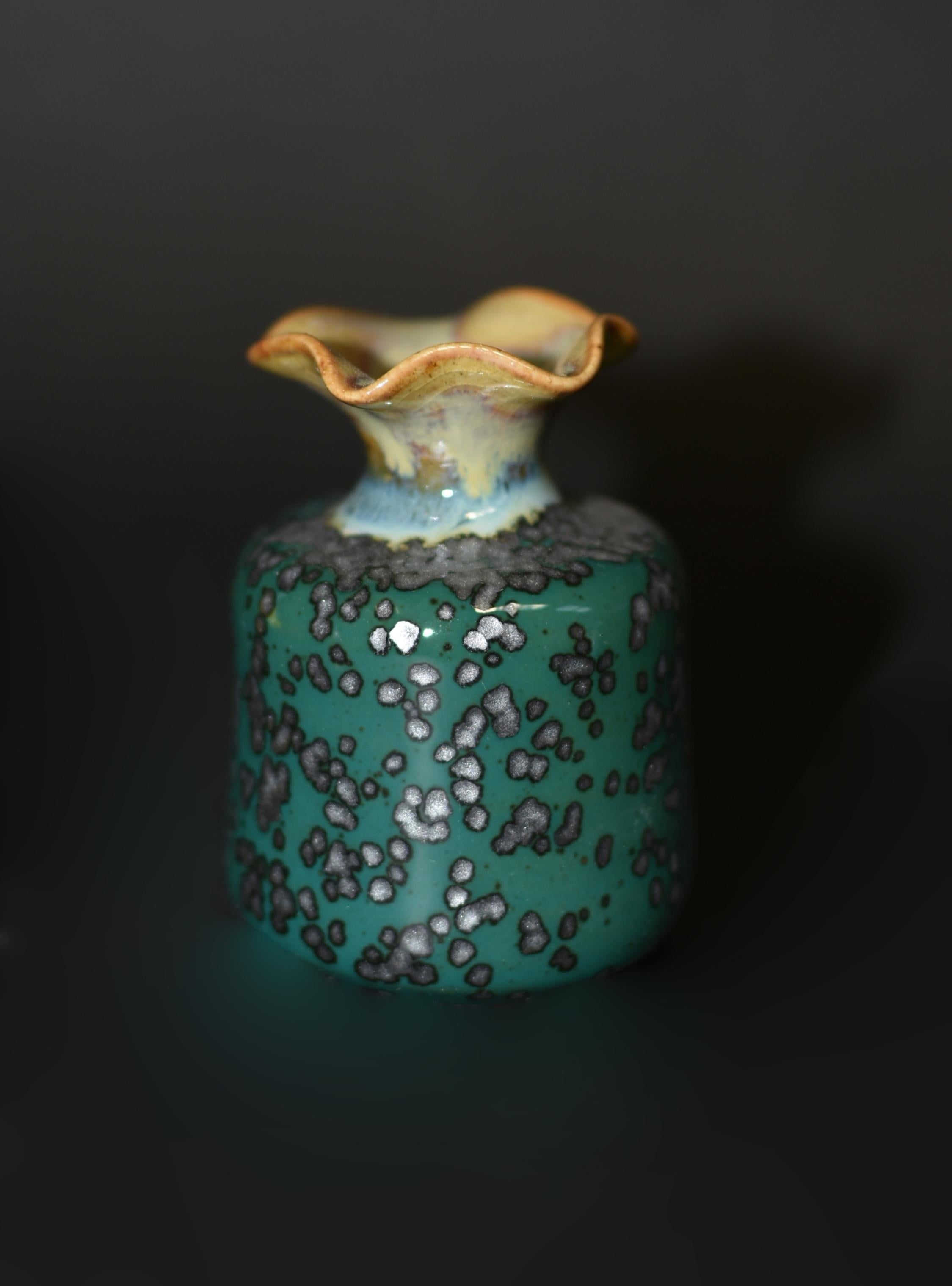 Glazed Set of 5 Japanese Wabi Sabi Mini Vases with Ruffled Lips For Sale