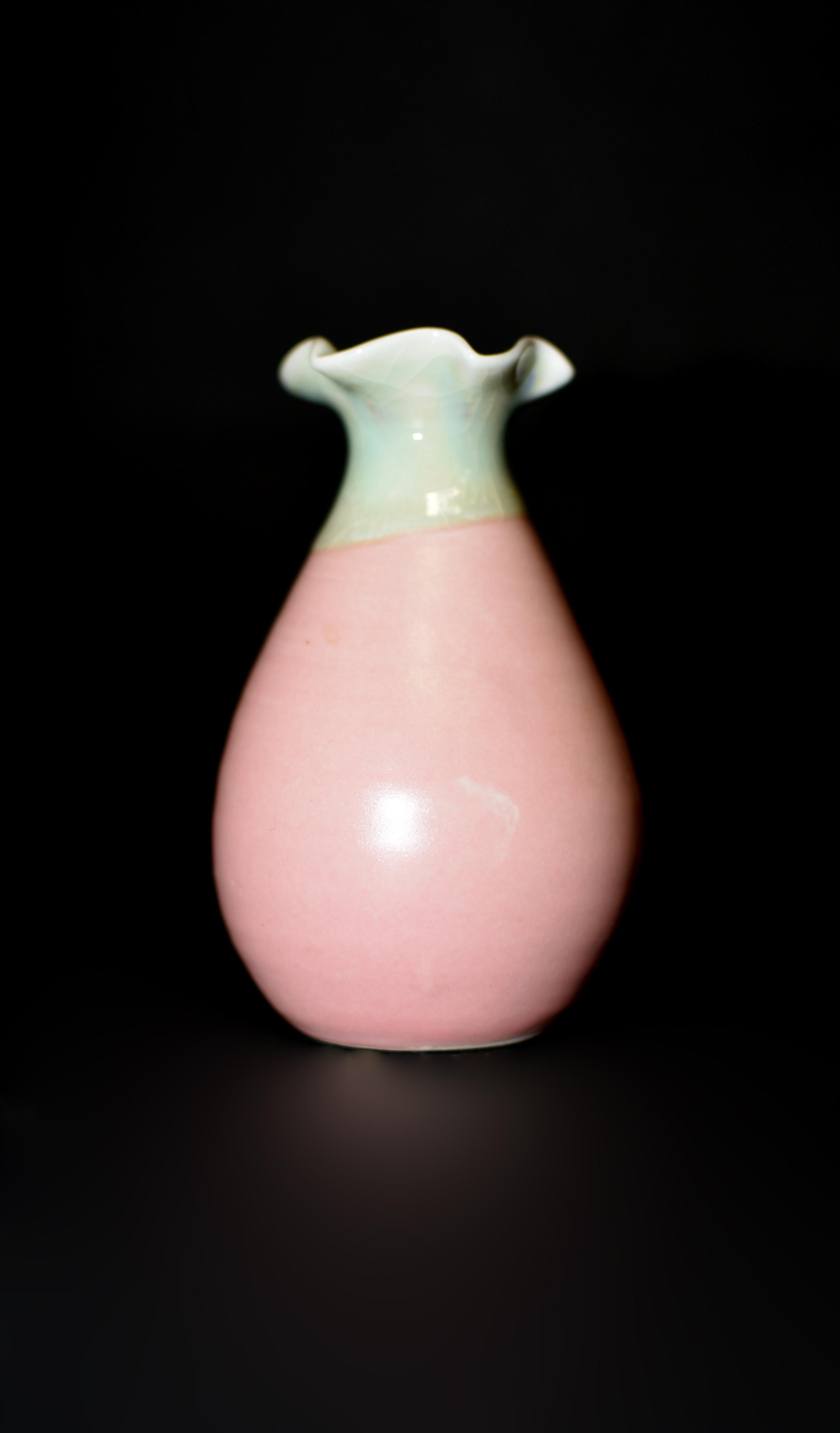 Porcelain Set of 5 Japanese Wabi Sabi Mini Vases with Ruffled Lips For Sale