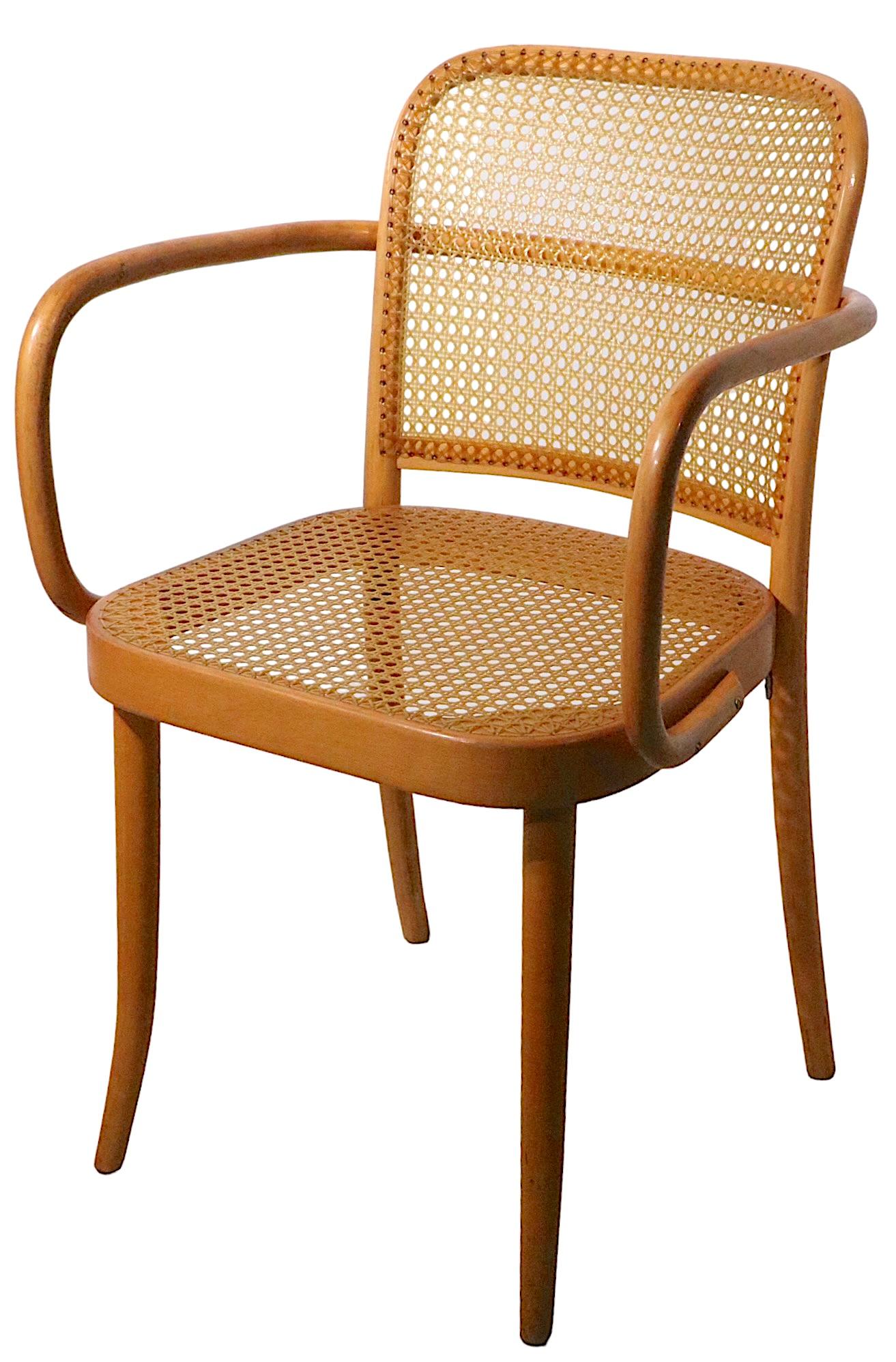 Satz von 5 Prager Stühlen von Josef Frank, hergestellt in der Tschechoslowakei, ca. 1970er Jahre im Angebot 11