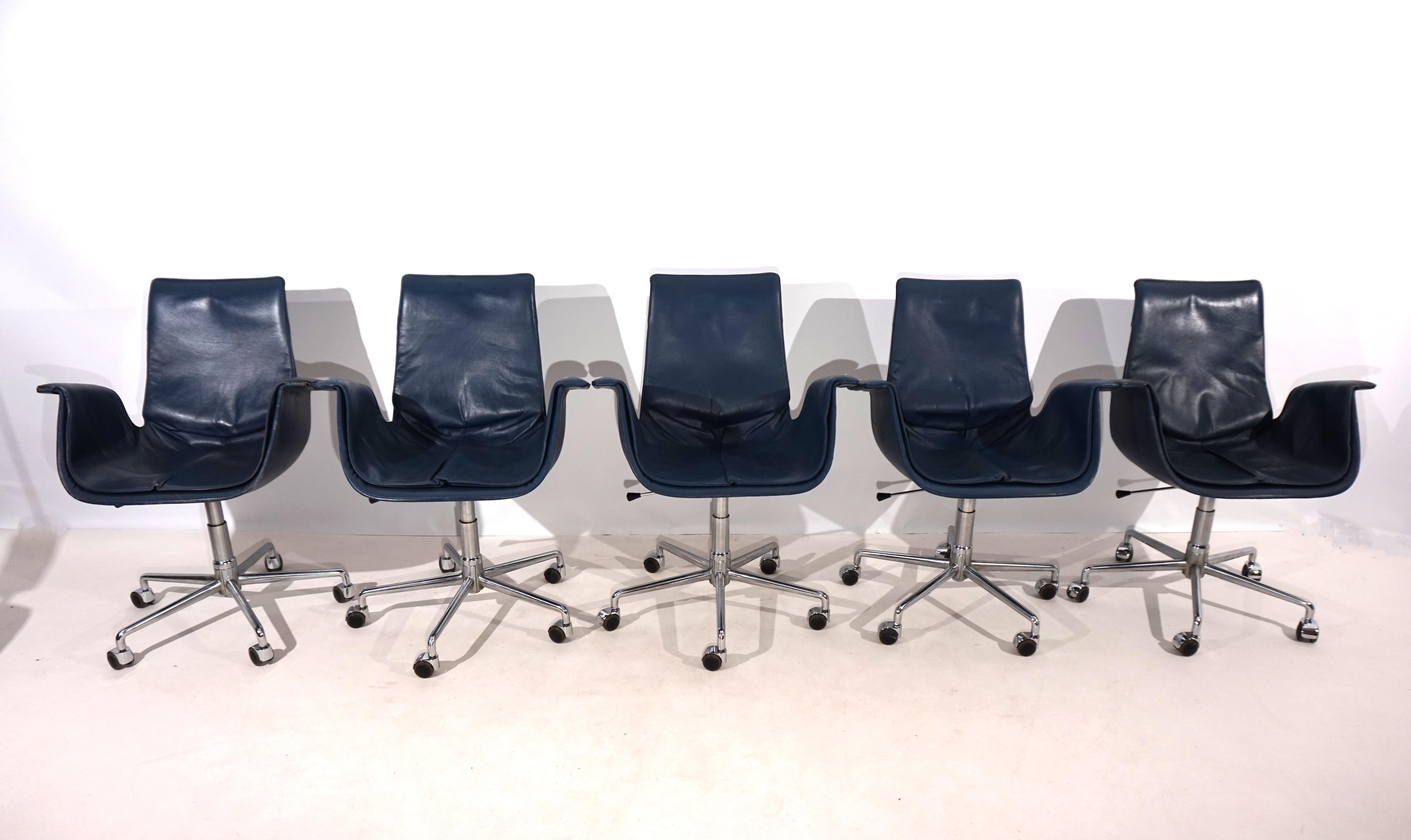 Set of 5 Kill International 6727 leather office chairs by Fabricius & Kastholm For Sale 12