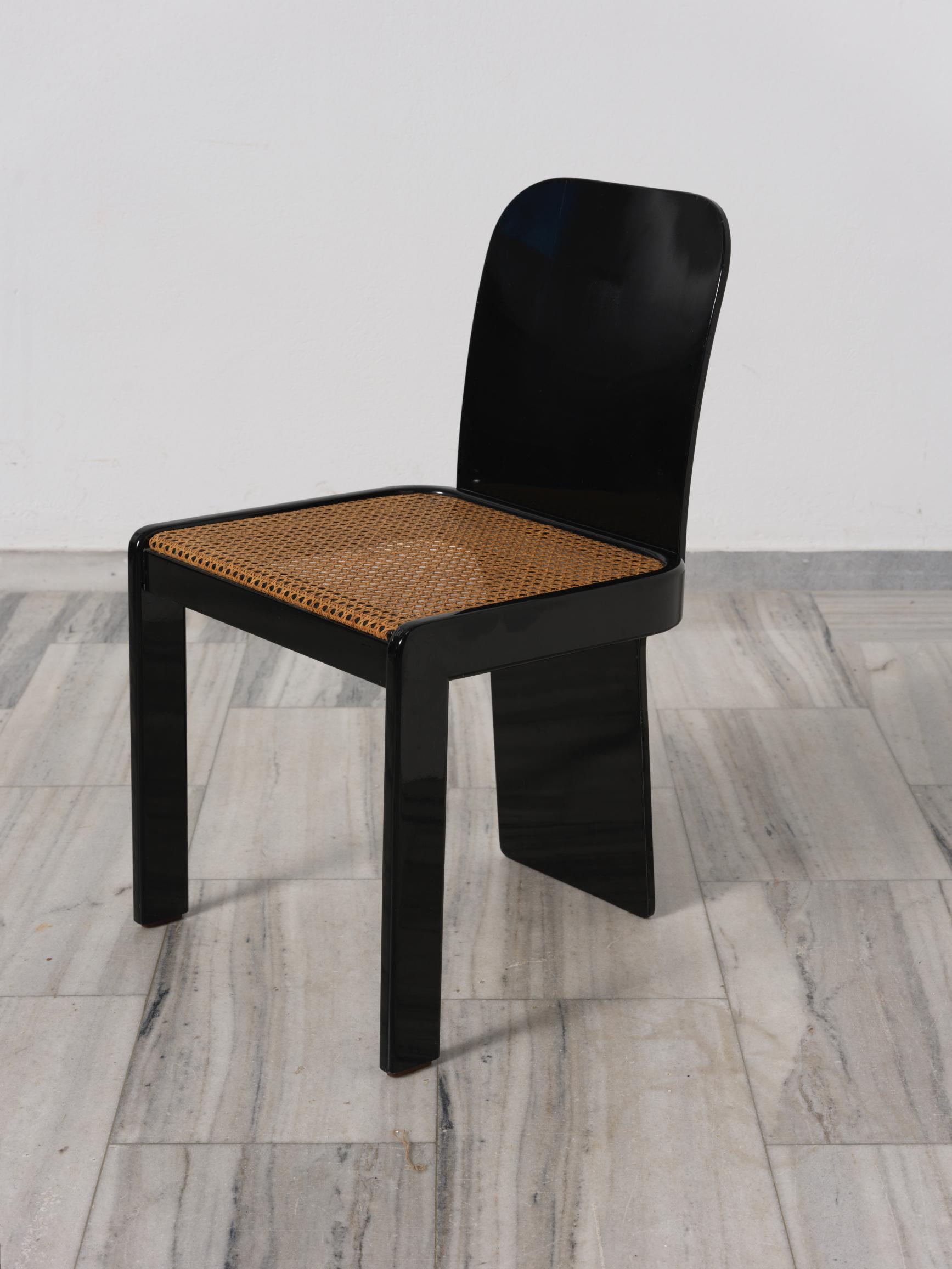 Satz von 5 Stühlen aus lackiertem Holz mit Wiener Stroh von Pierluigi Molinari für Pozzi im Angebot 1