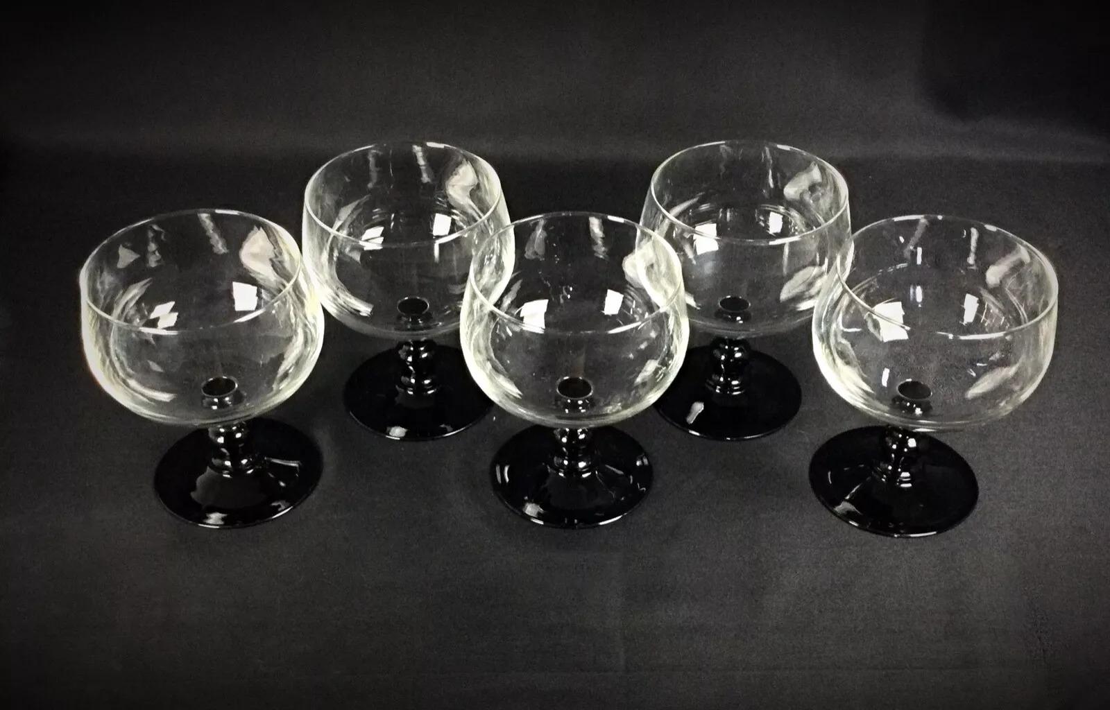XX secolo Set di 5 bicchieri da vino grandi con steli verdi - Bellissimo servizio - 2Y314 in vendita
