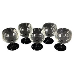 Set of 5 Large Wine Glasses with Green Stems – Beautiful Service - 2Y314