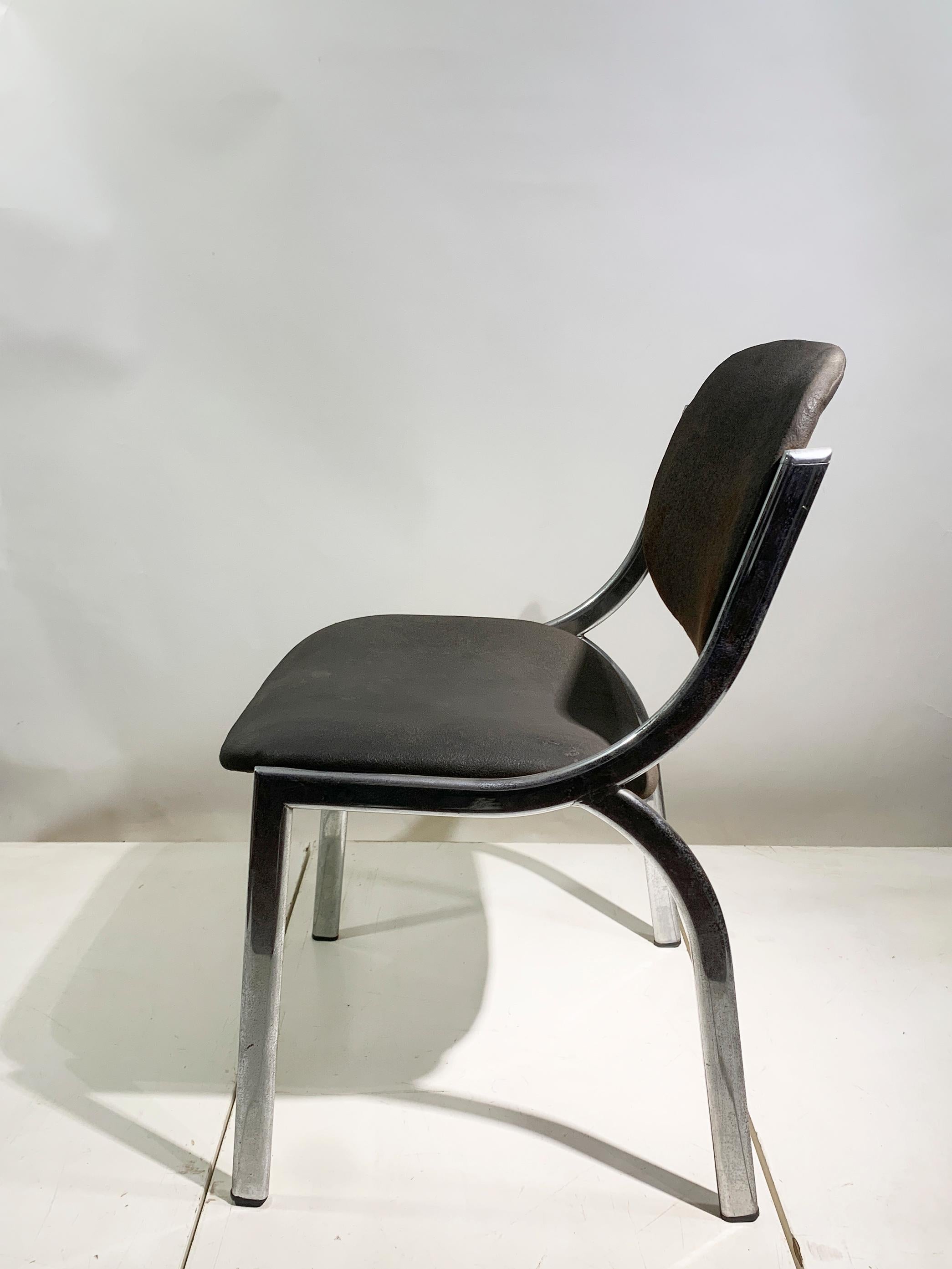 5 Stühle aus Chrom und Stoff aus der späten Jahrhundertmitte, COM, 1970er Jahre im Angebot 11