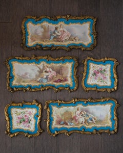 Juego de 5 placas de porcelana pintada a mano y montadas en bronce, estilo Luis XVI de Sèvres