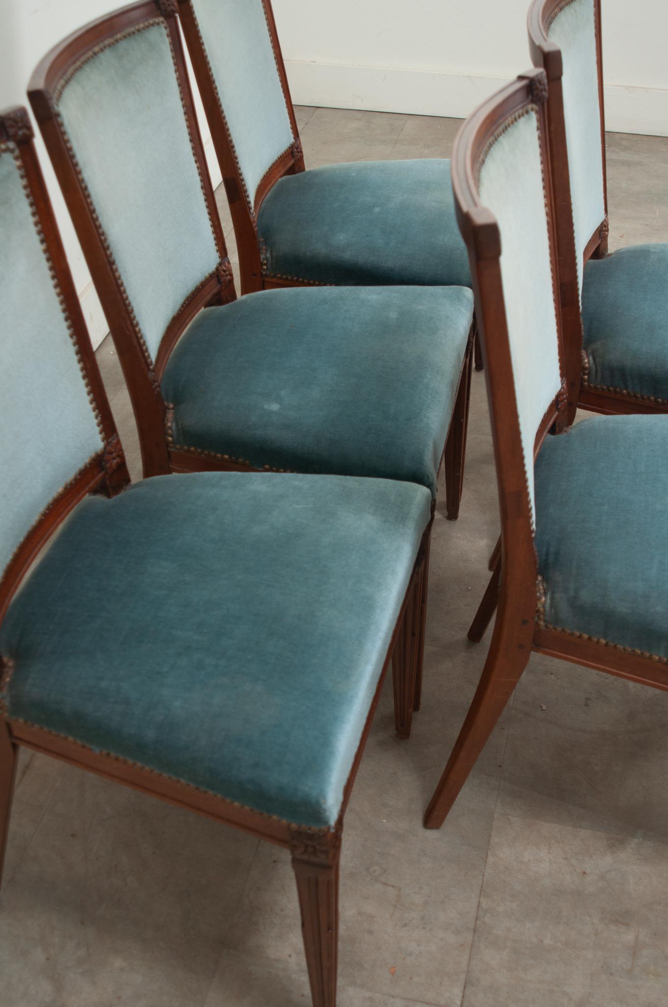 Set of 5 Louis XVI Style Dining Chairs In Good Condition In Baton Rouge, LA