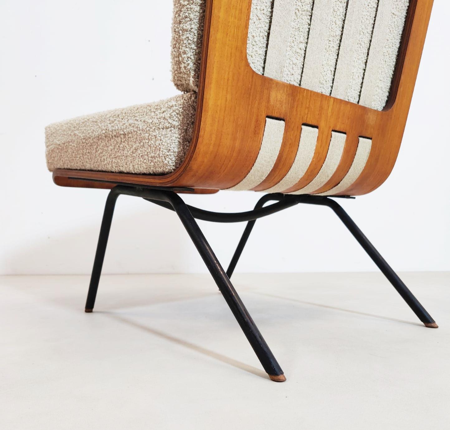 Ensemble de 5 chaises longues et table basses par Franco Campo & Carlo Graffi, Italie en vente 8