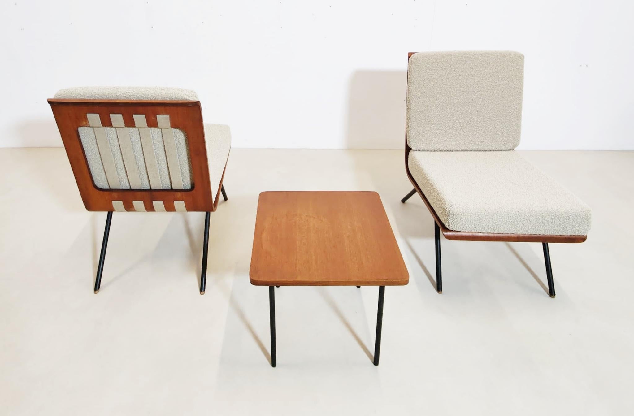 Mid-20th Century Set of 5 Lounge Chairs and Coffee Table by Franco Campo & Carlo Graffi, Italy For Sale