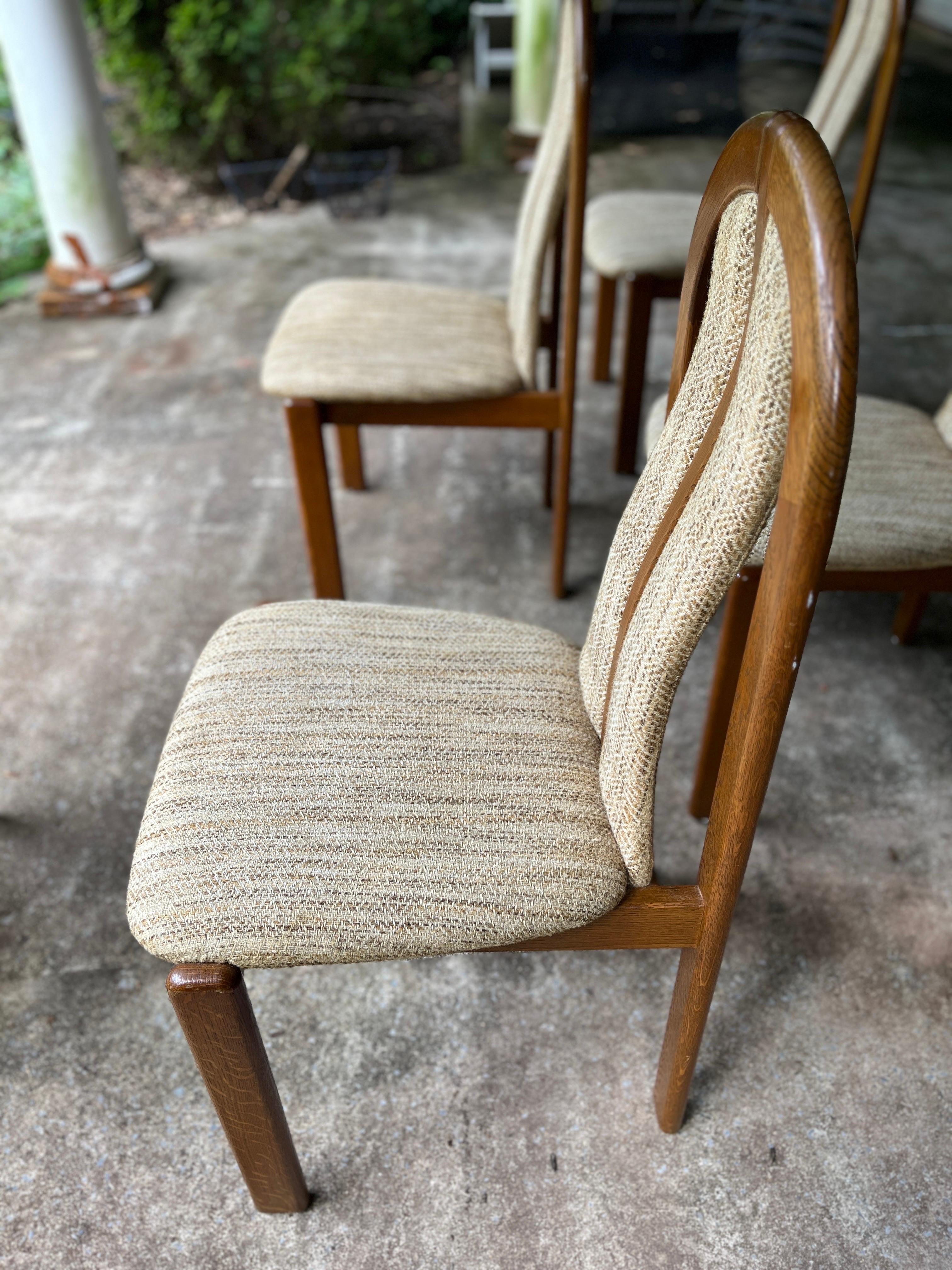 Set of 5 MCM Oak Dining Chairs with Original Tweed Fabric from Germany In Good Condition For Sale In Southampton, NJ