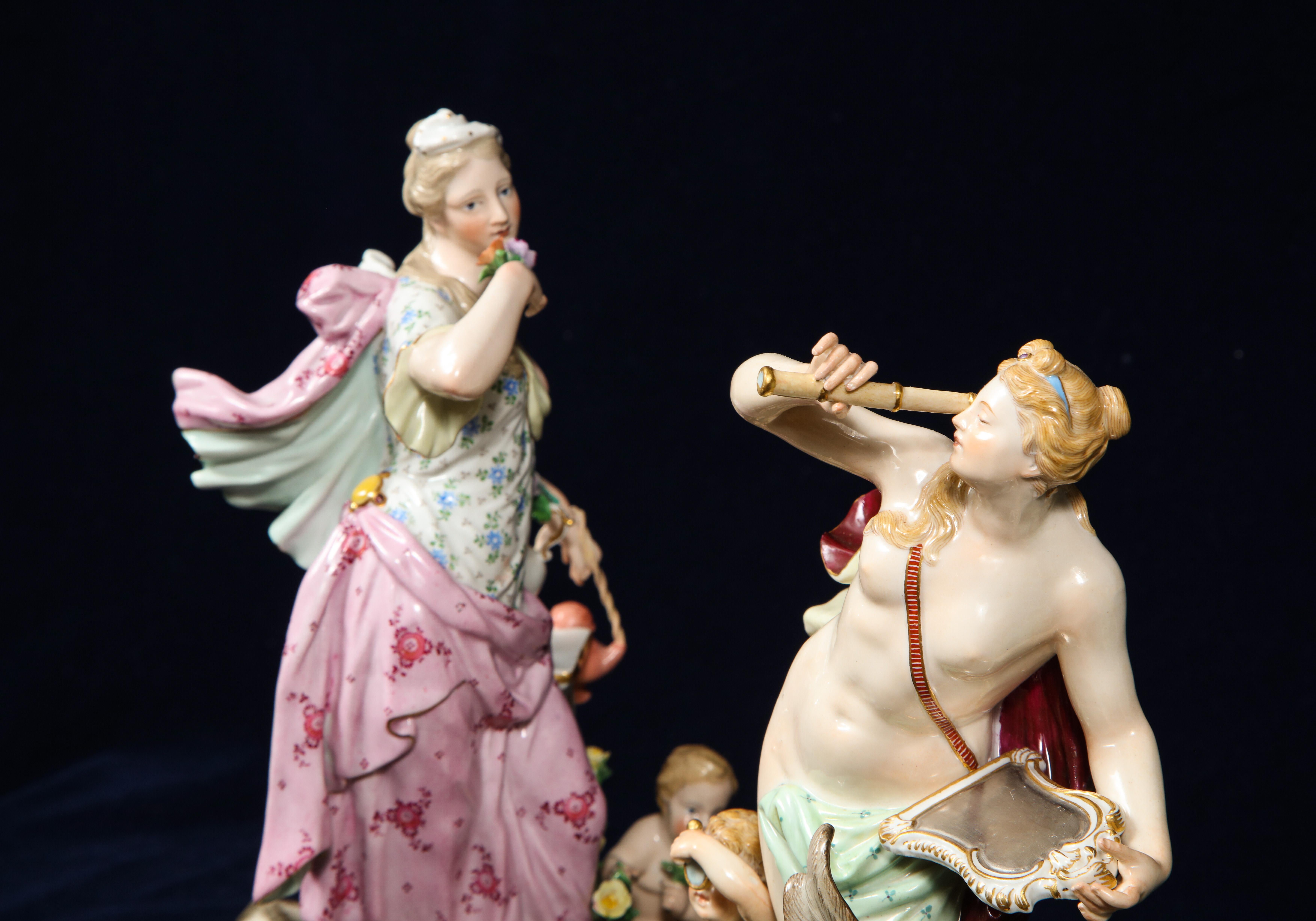 Set di 5 figure di Meissen emblematiche dei sensi di J.J. Kändler e Eberlein in vendita 7