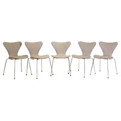 Conjunto de 5 sillas de mediados de siglo de Arne Jacobsen para Fritz Hansen - Años 60