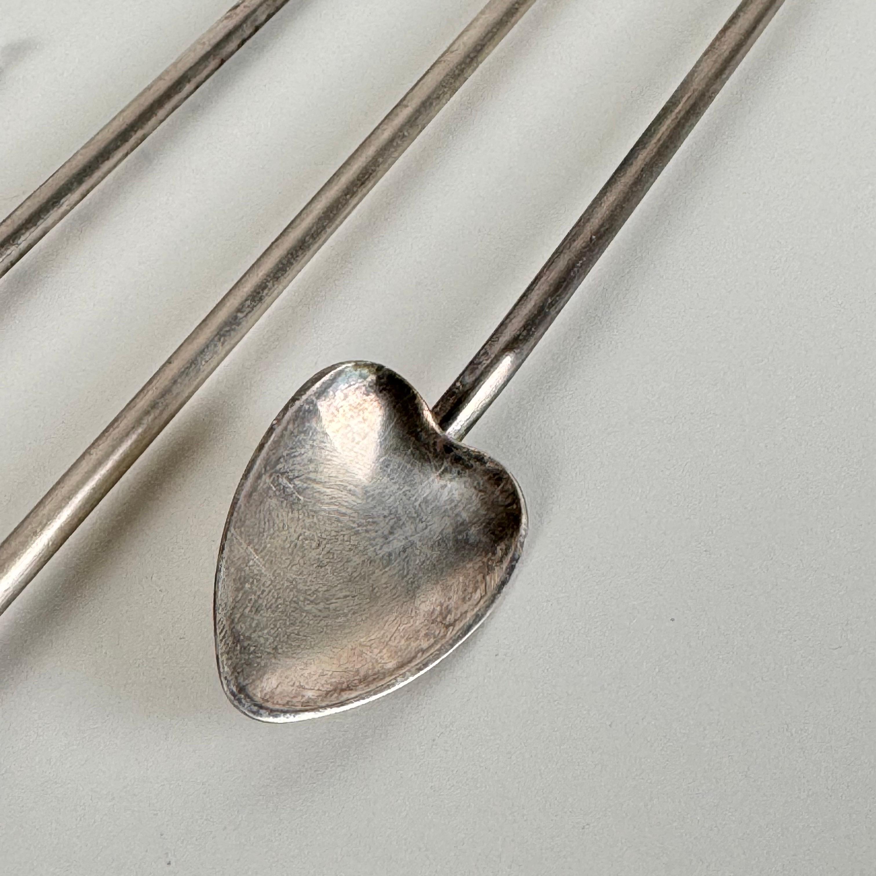 Set di 5 cannucce per cocktail di metà secolo con cucchiai a forma di cuore, anni '50 In condizioni ottime in vendita a Bagnolo Mella, Brescia