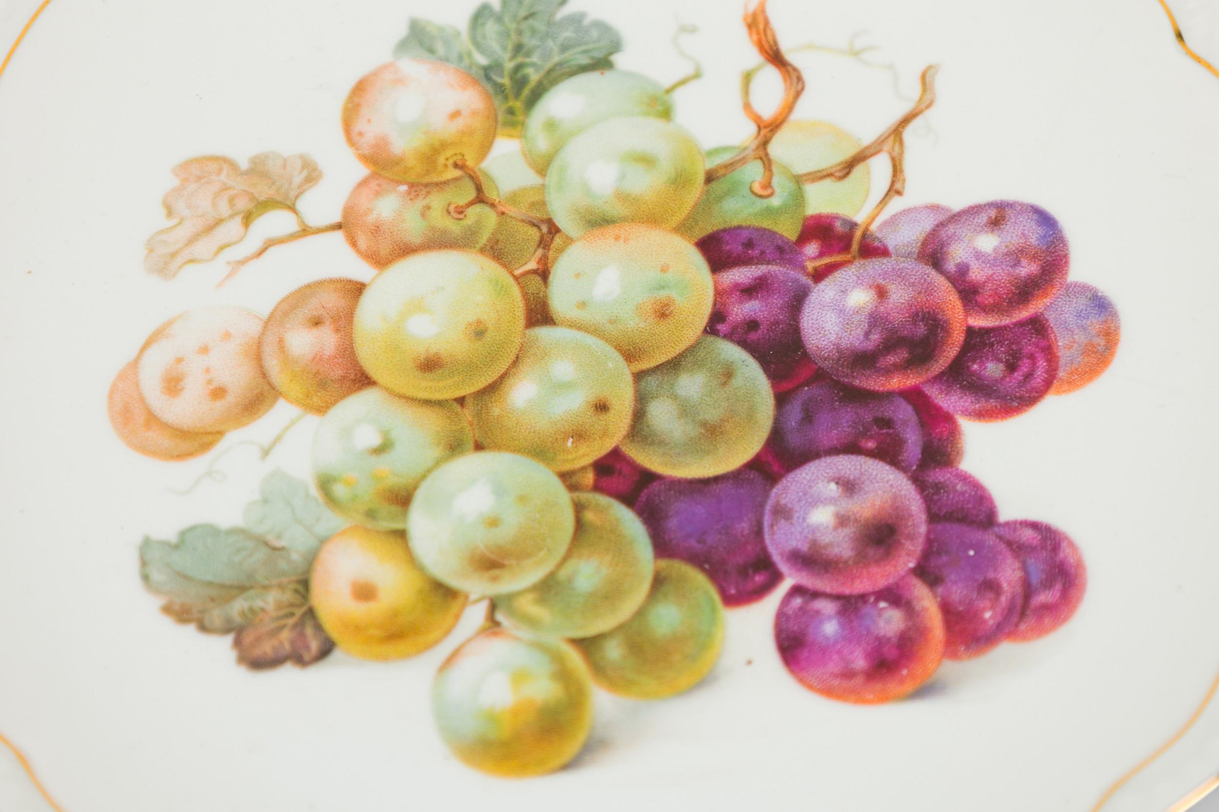 Juego de 5 Platos de Frutas de China Checa de Mediados de Siglo Pintados a Mano en Bueno estado para la venta en Queens, NY