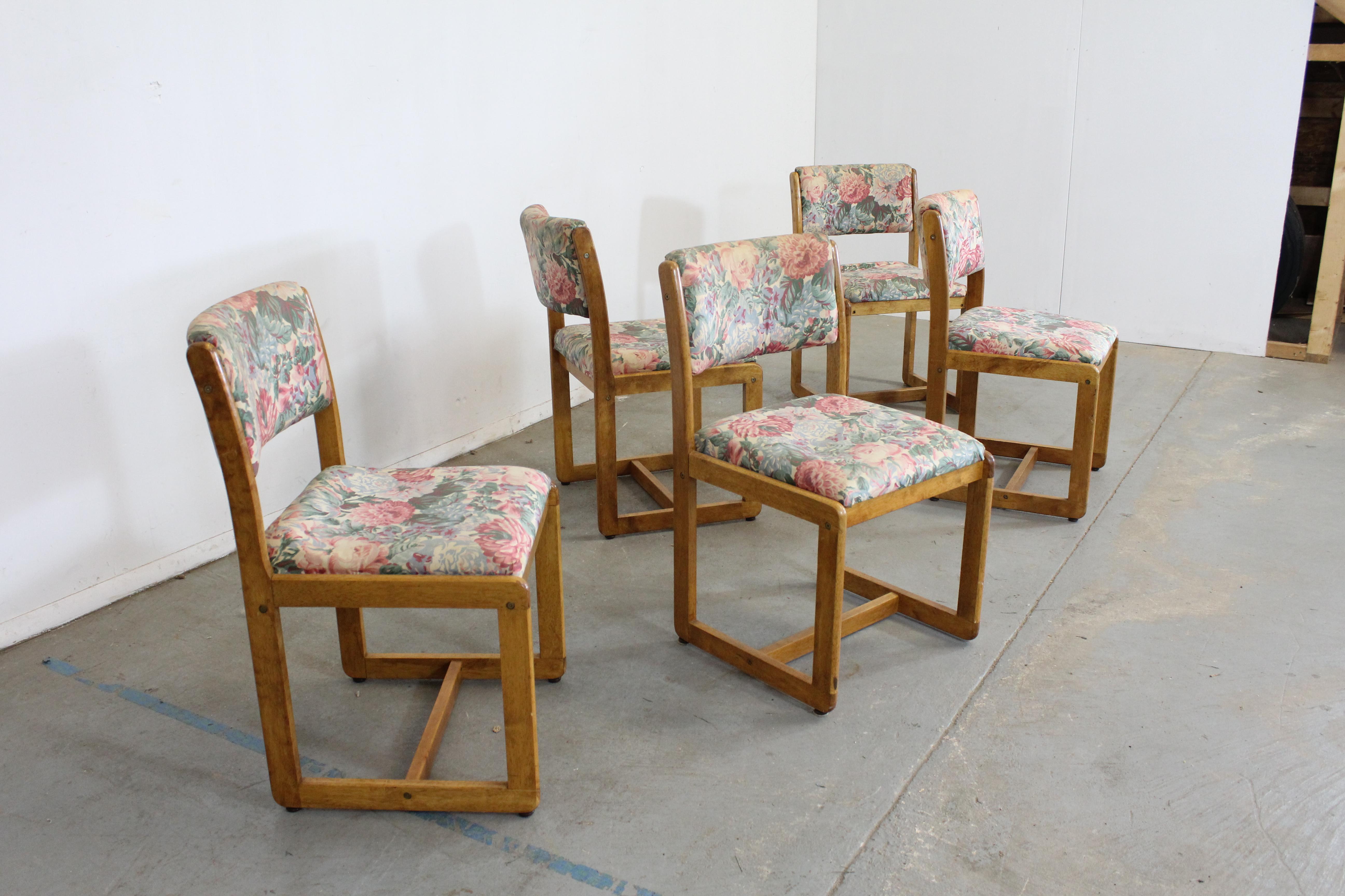 Set of 5 mid-century Danish modern teak side dining chairs 

Offered is a vintage set of 4 vintage Danish modern teak side dining chairs with teak backs. They are in good structural condition but should be reupholstered. Shows surface scratches,