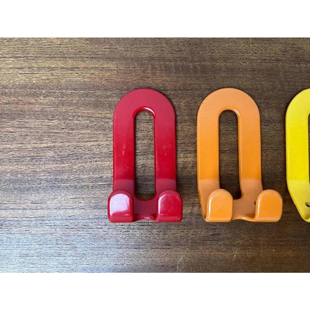 Set of 5 Mid-Century German Space Age Coat Hooks, 1960s In Excellent Condition For Sale In Hamburg, DE