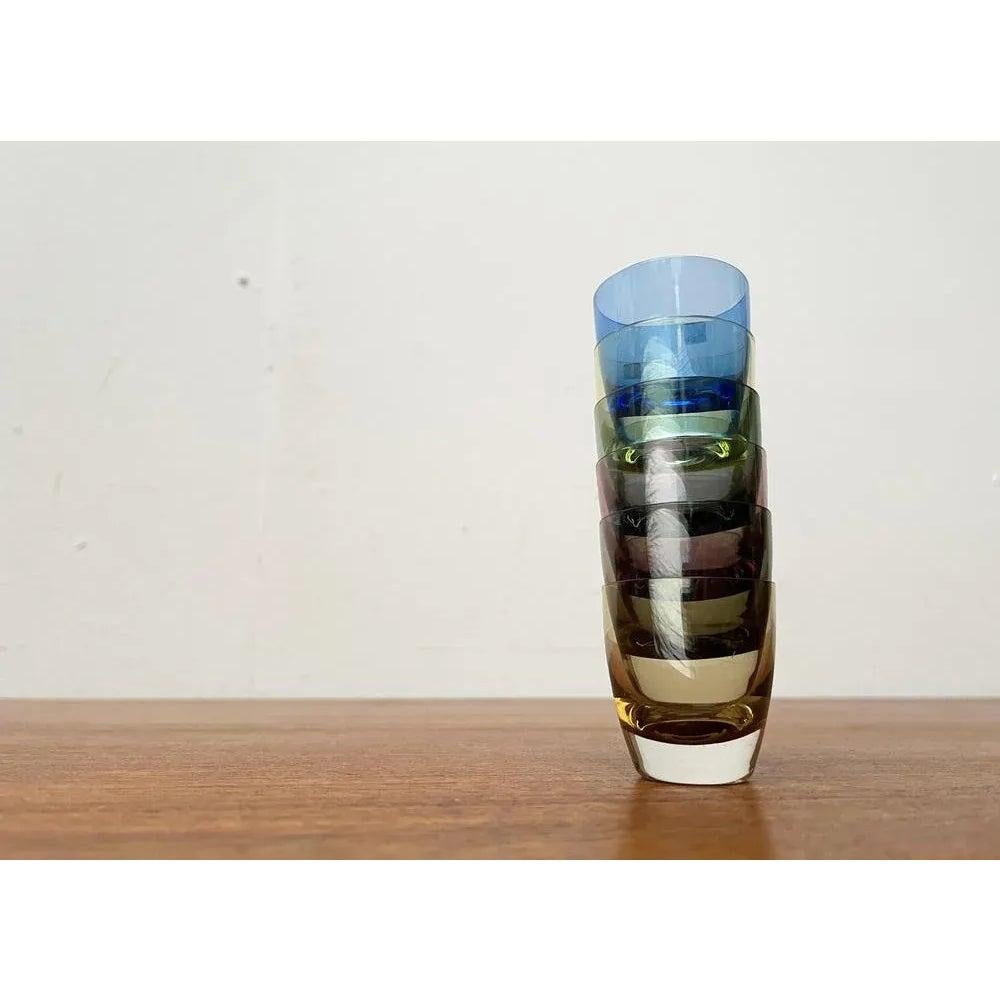 Set di 5 bicchieri da shot colorati dell'era spaziale tedesca di metà secolo di Gral Glass, anni '60 in vendita 4