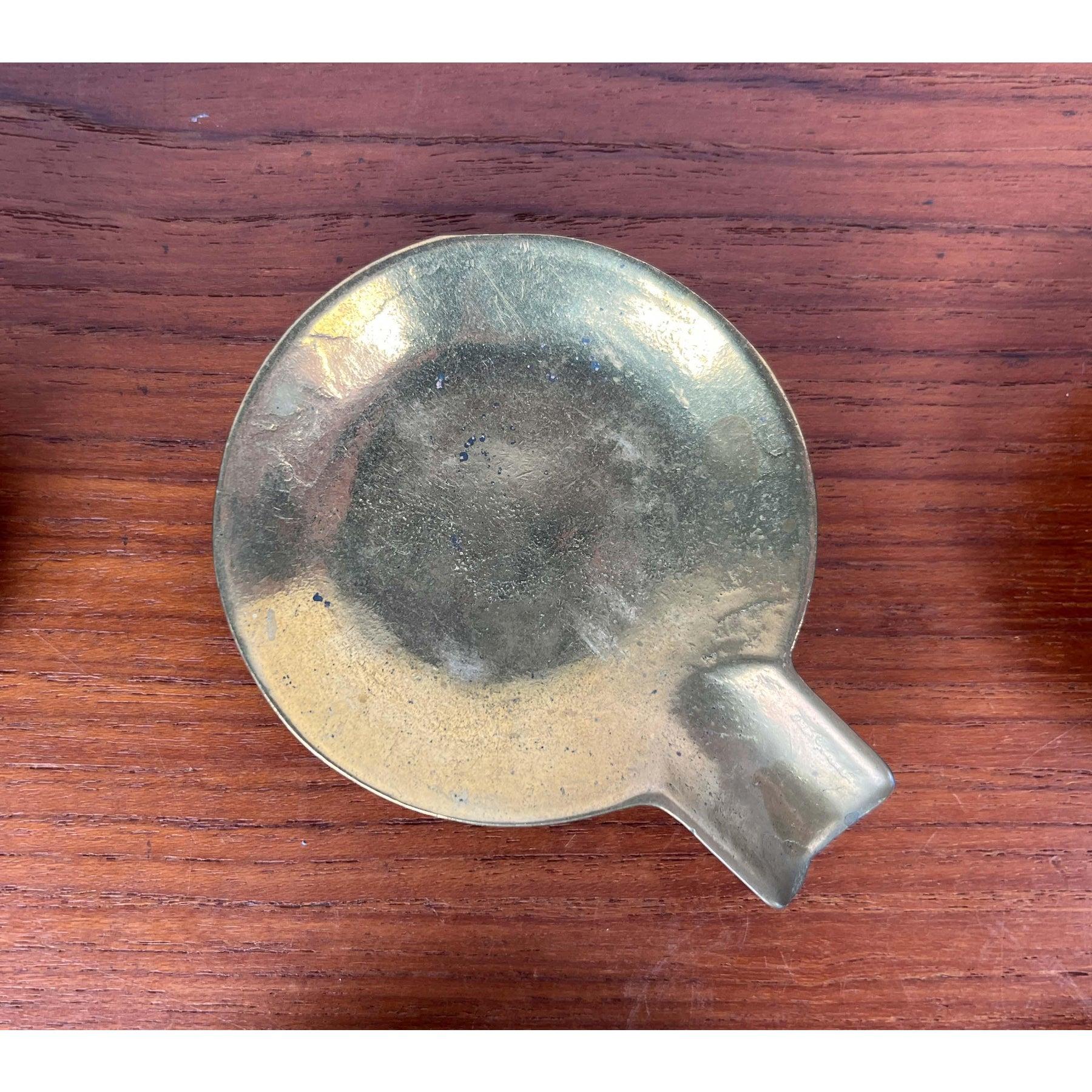Juego de 5 ceniceros apilables de latón austriaco moderno de mediados de siglo, años 60 en venta 7