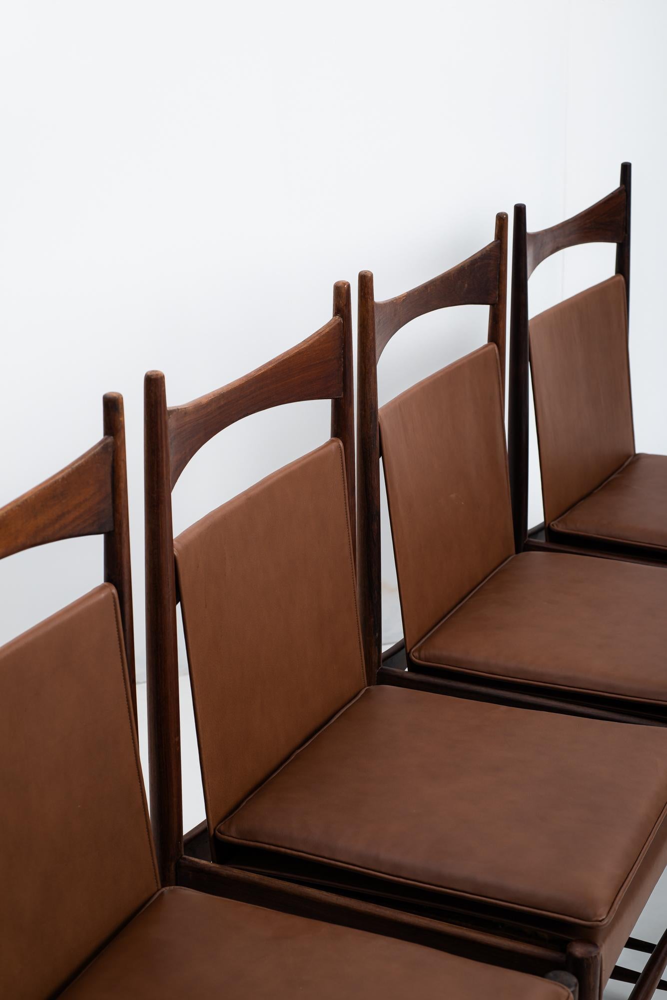 Set of 5 Mid-Century Modern Cantu Alta Chairs by Sergio Rodrigues, Brazil, 1960s For Sale 3