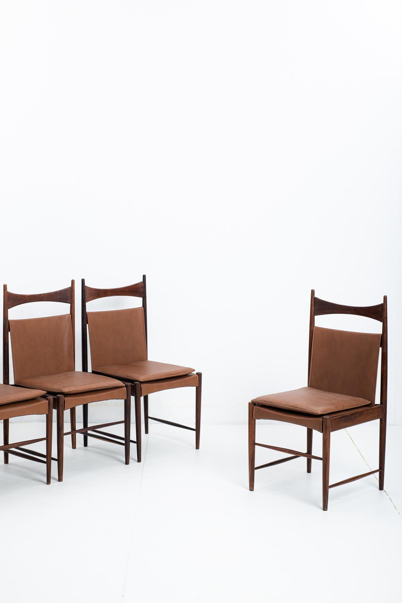 Mid-20th Century Set of 5 Mid-Century Modern Cantu Alta Chairs by Sergio Rodrigues, Brazil, 1960s For Sale