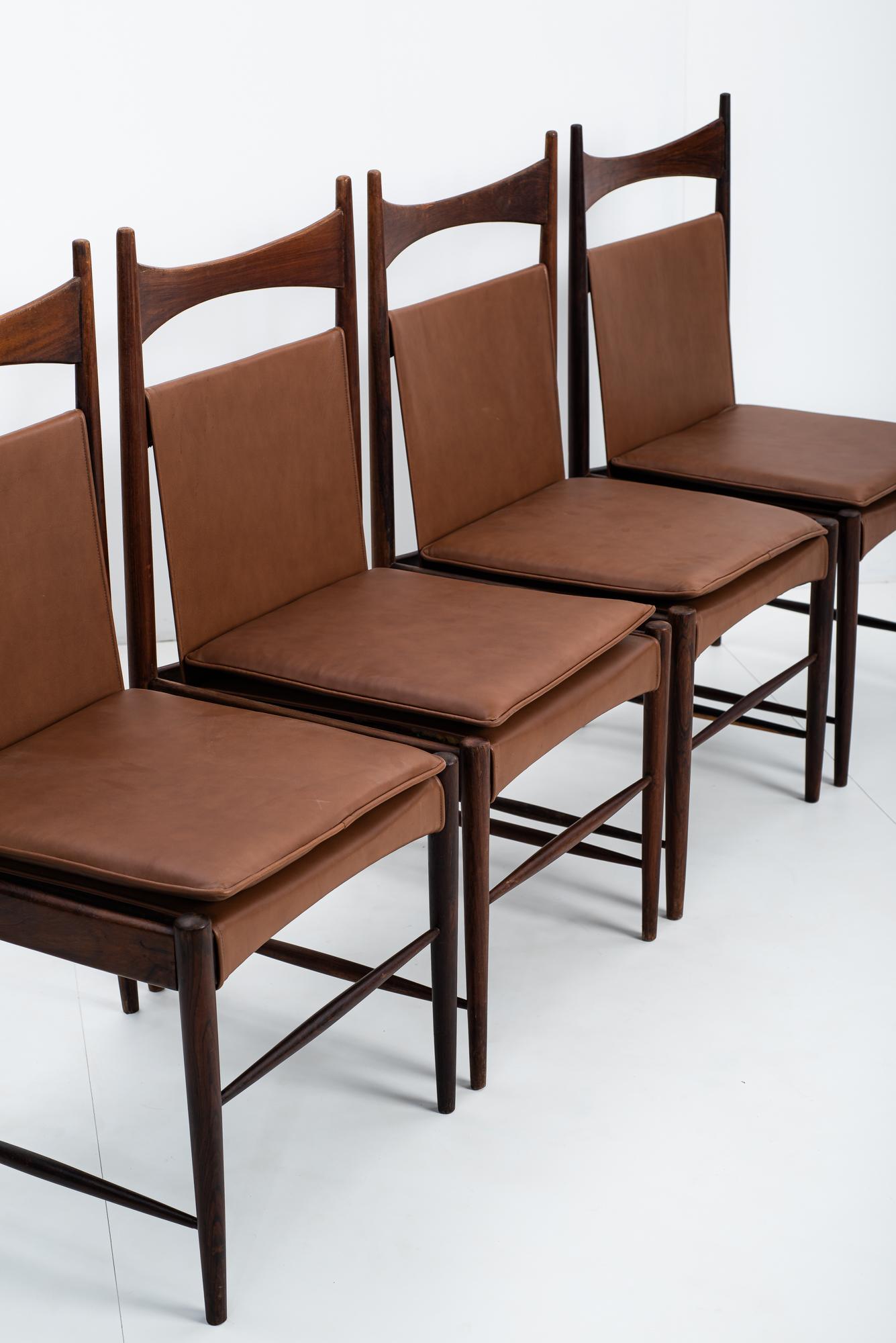 Set of 5 Mid-Century Modern Cantu Alta Chairs by Sergio Rodrigues, Brazil, 1960s For Sale 1
