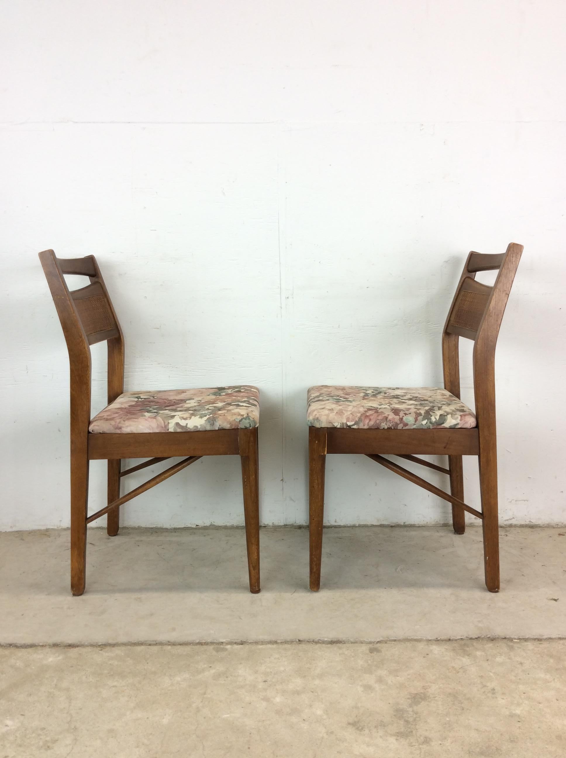 Satz von 5 Mid Century Modern Dining Chairs mit Caned Back & Vintage Polstermöbel im Angebot 13