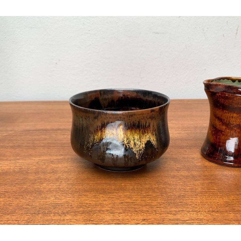 Set di 5 vasi, caraffe, ciotole e portacandele in stile Studio Pottery del 1960 in vendita 4