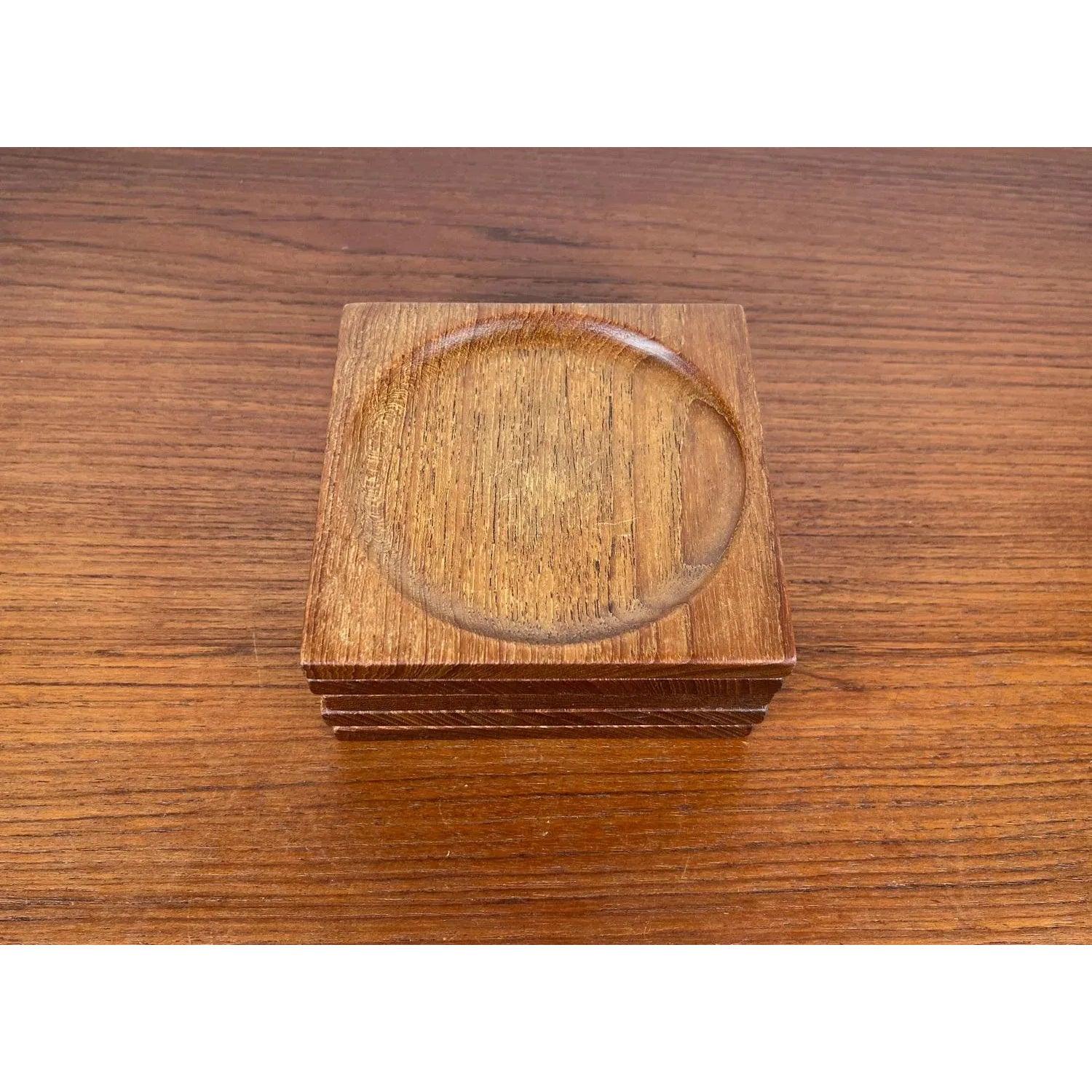Teck Ensemble de 5 sous-verres en teck du milieu du siècle dernier, années 1960 en vente