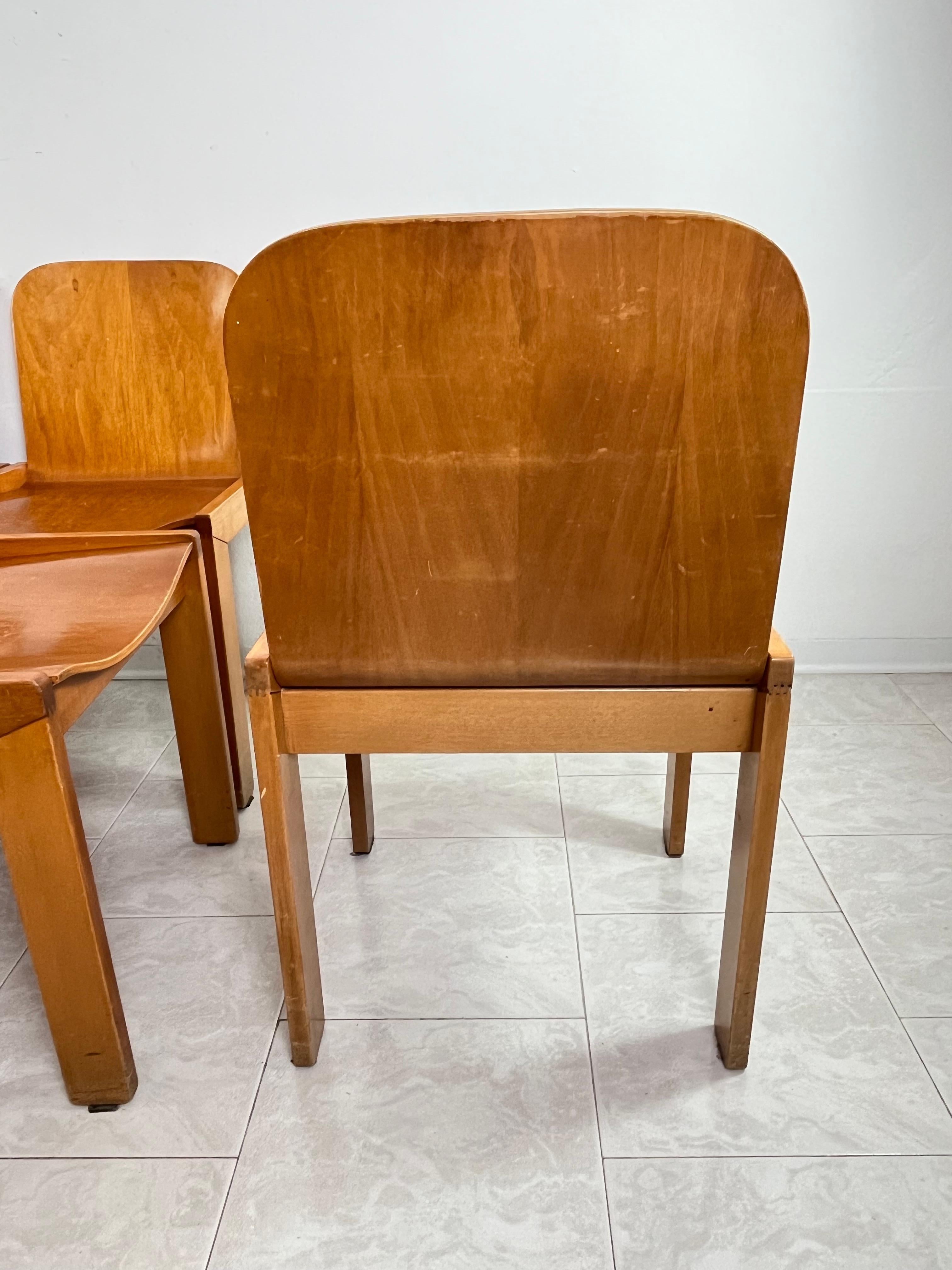 Bois Ensemble de 5 chaises de salle à manger Molteni vintage mi-siècle italien des années 1970 en vente