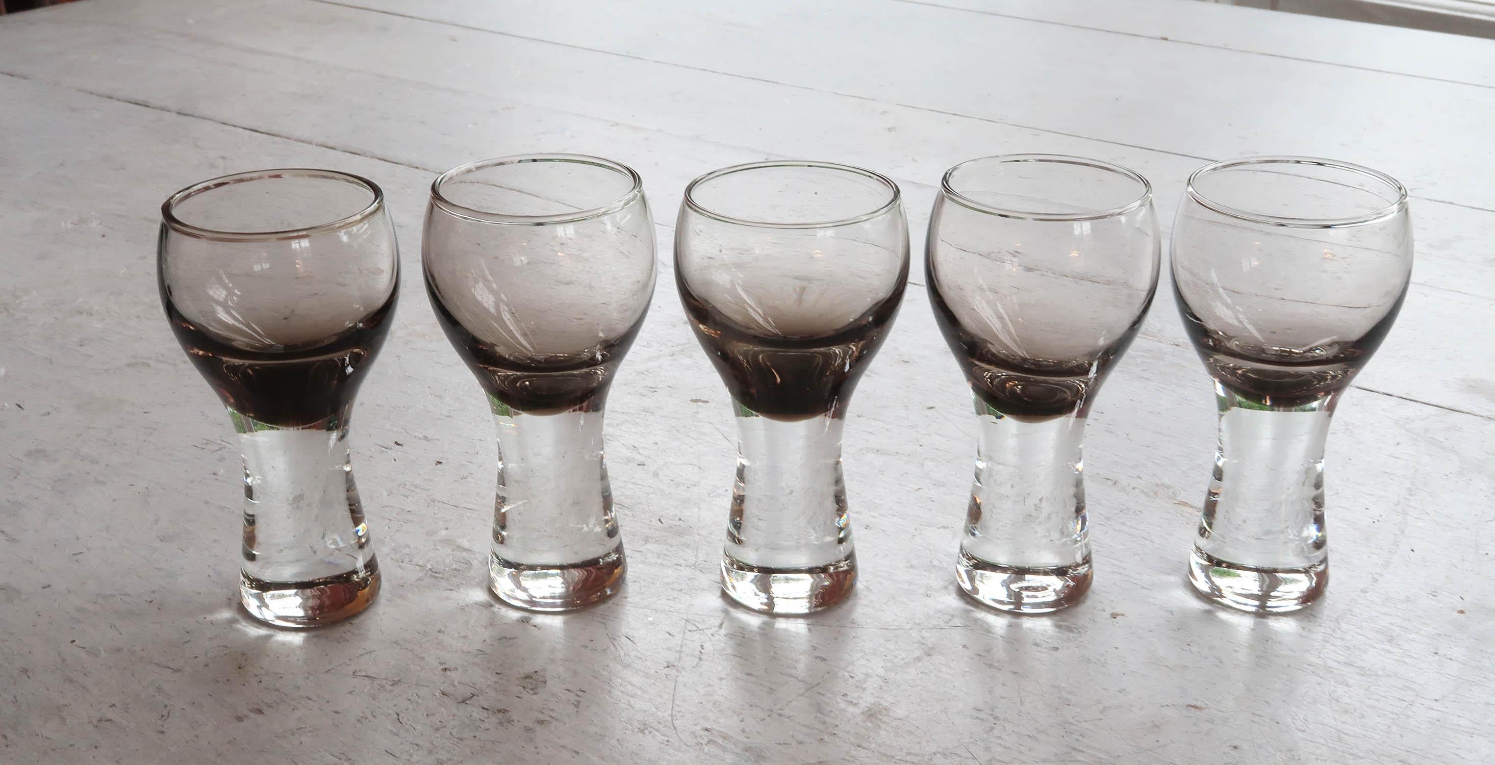 Mid-Century Modern Set of 5 Midcentury Drinking Glasses, C.1970 For Sale