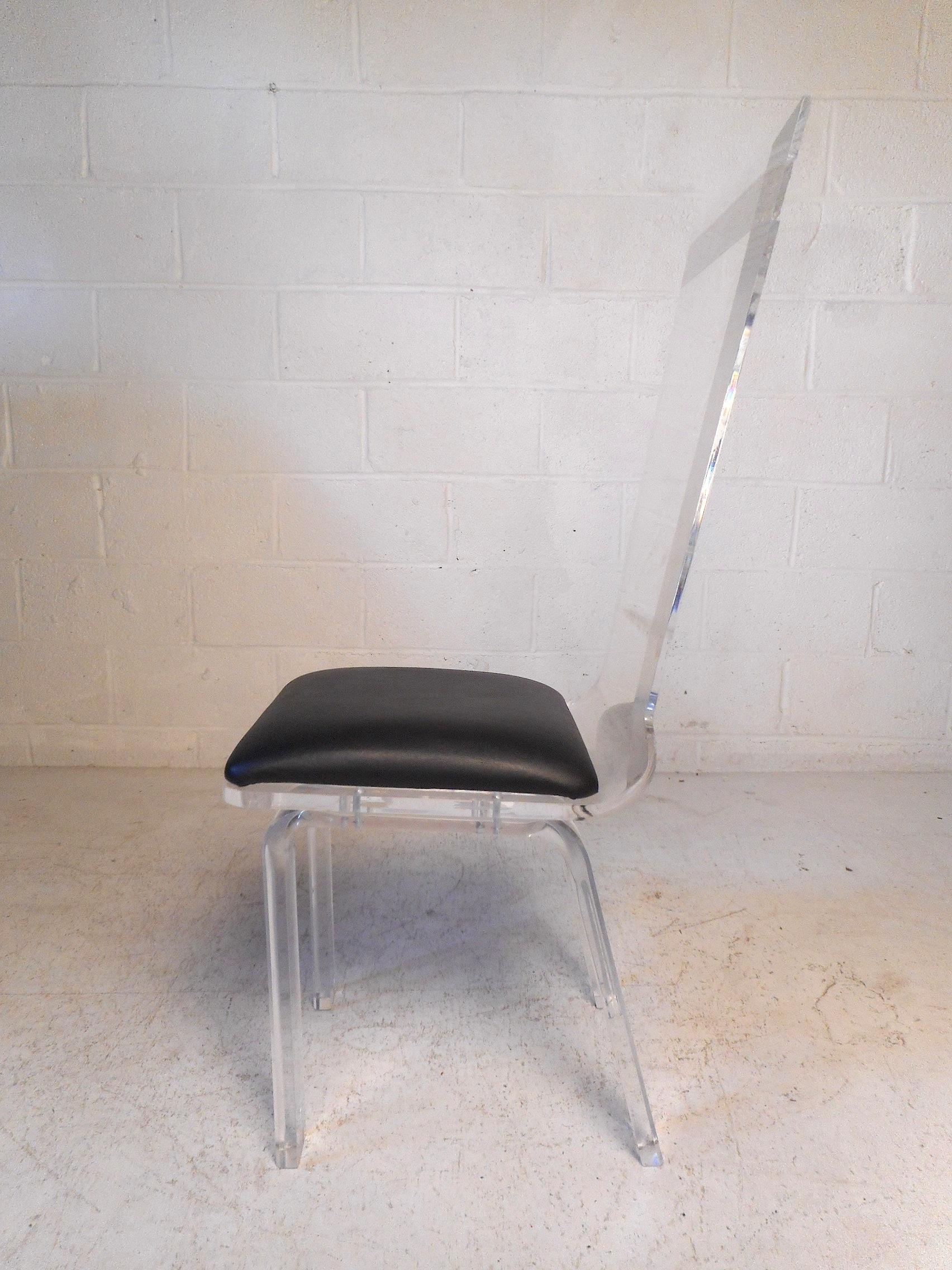 Mid-Century Modern Set of 6 Midcentury Lucite Dining Chairs