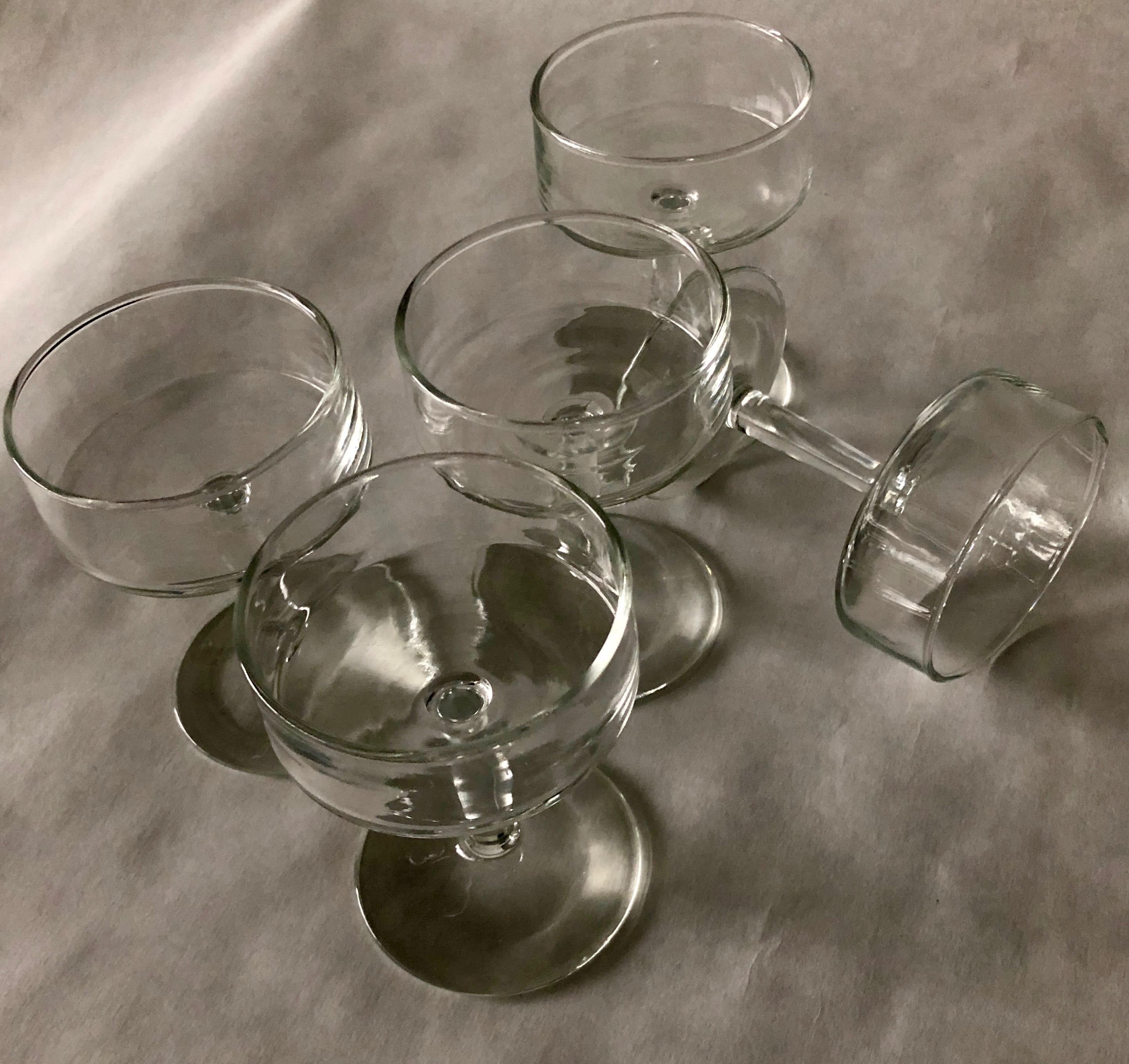 Set of 5 Minimalist Petite Glass Champagne Coupes / Sherbet Bowls with Stem For Sale 9