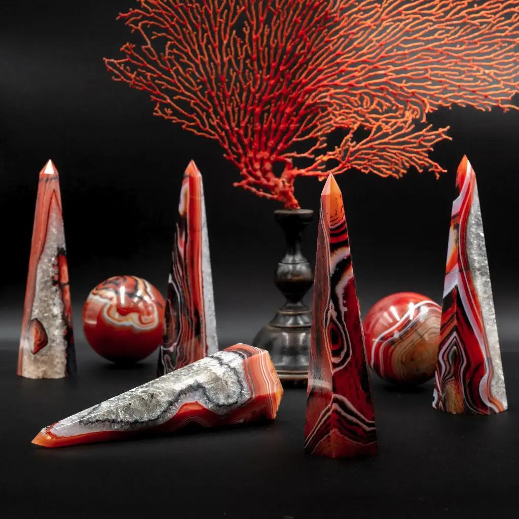 Contemporary Set of 5 Obelisks – Flower Agate For Sale