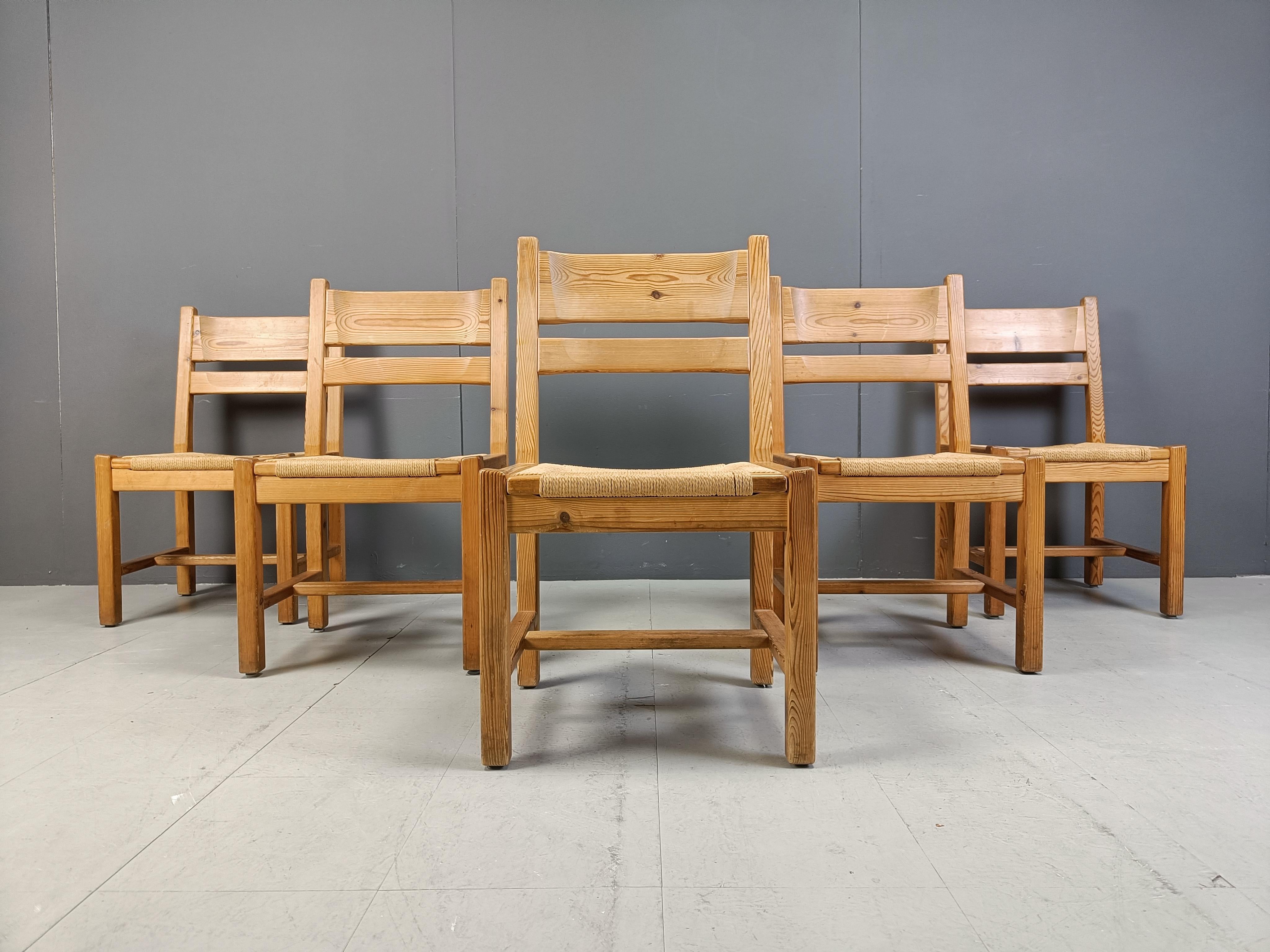 Corda di carta Set di 5 sedie da pranzo in legno Pibe di GM Mobler, anni '60 in vendita