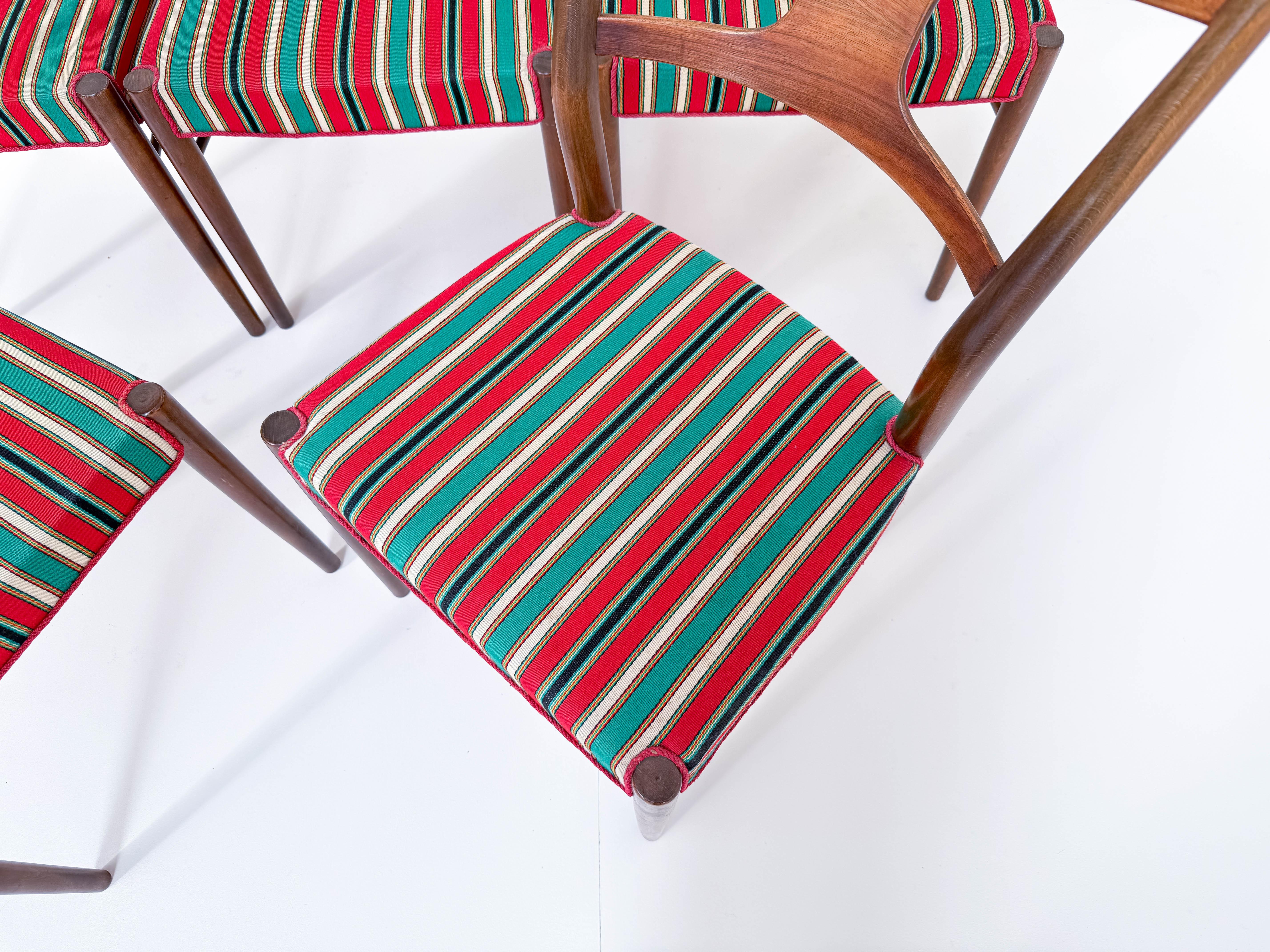 5 seltene Kurt Østervig Esszimmerstühle von Randers Furniture (Textil) im Angebot