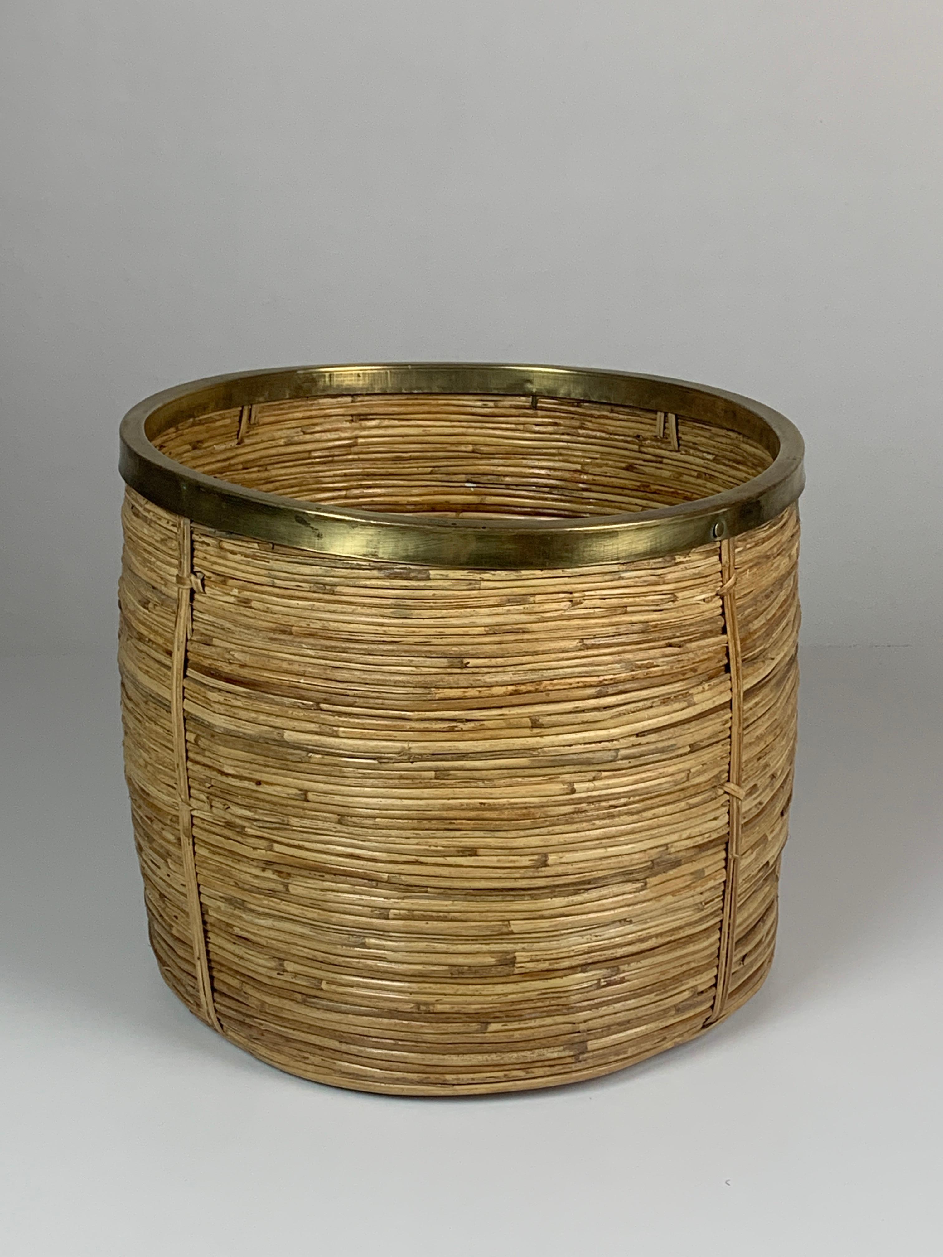 Set of 5 rattan pencil reed and brass plant holder baskets, Italy 1970s 1