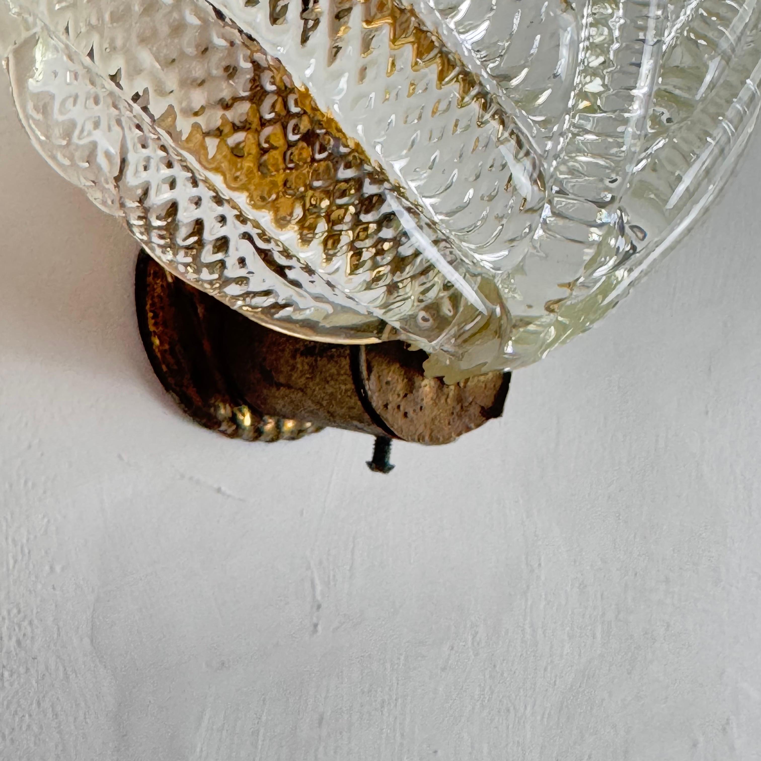 Set of 5 Ribbed ‘Leaf’ Wall Lights by Barovier & Toso Italy, circa 1940 For Sale 4