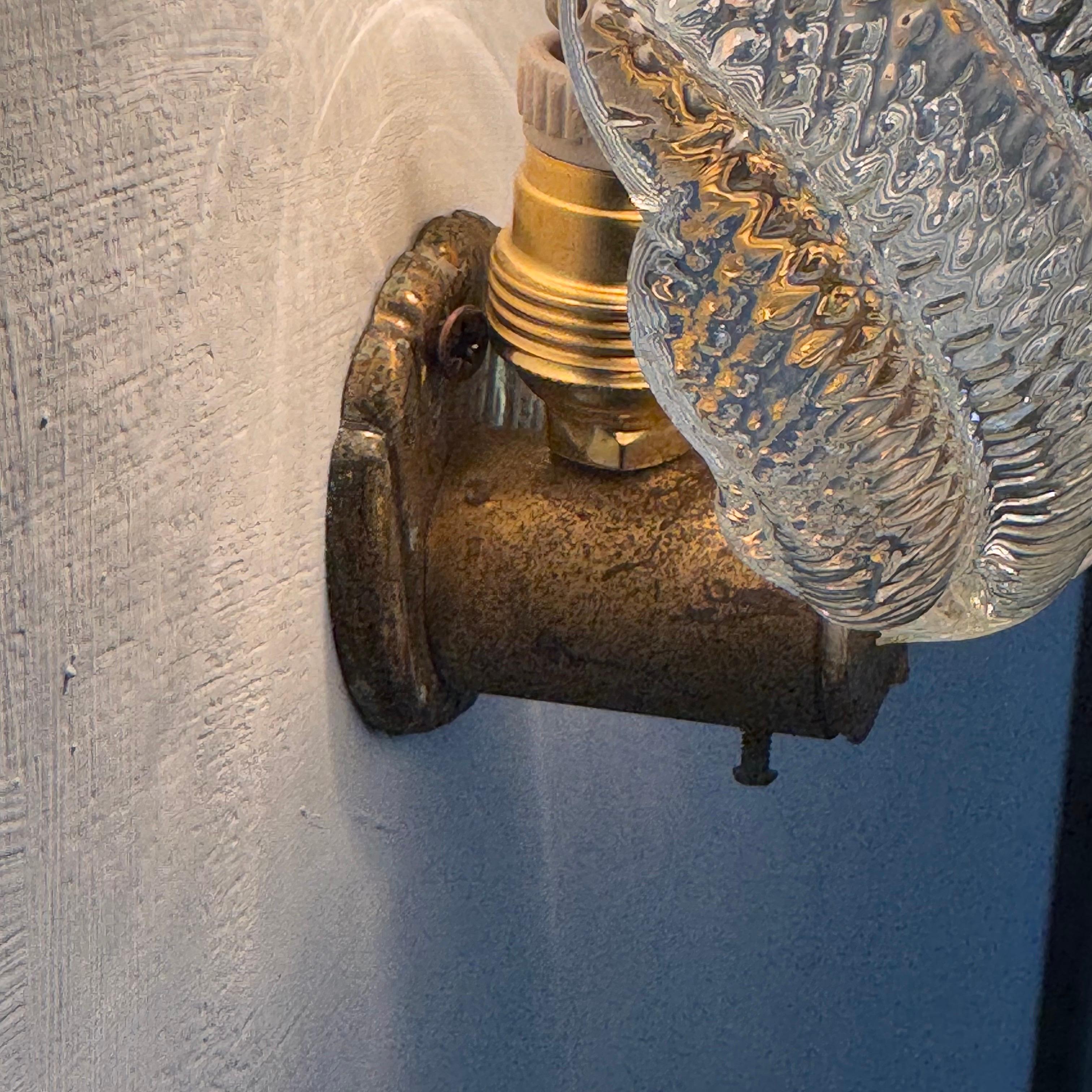 Brass Set of 5 Ribbed ‘Leaf’ Wall Lights by Barovier & Toso Italy, circa 1940 For Sale