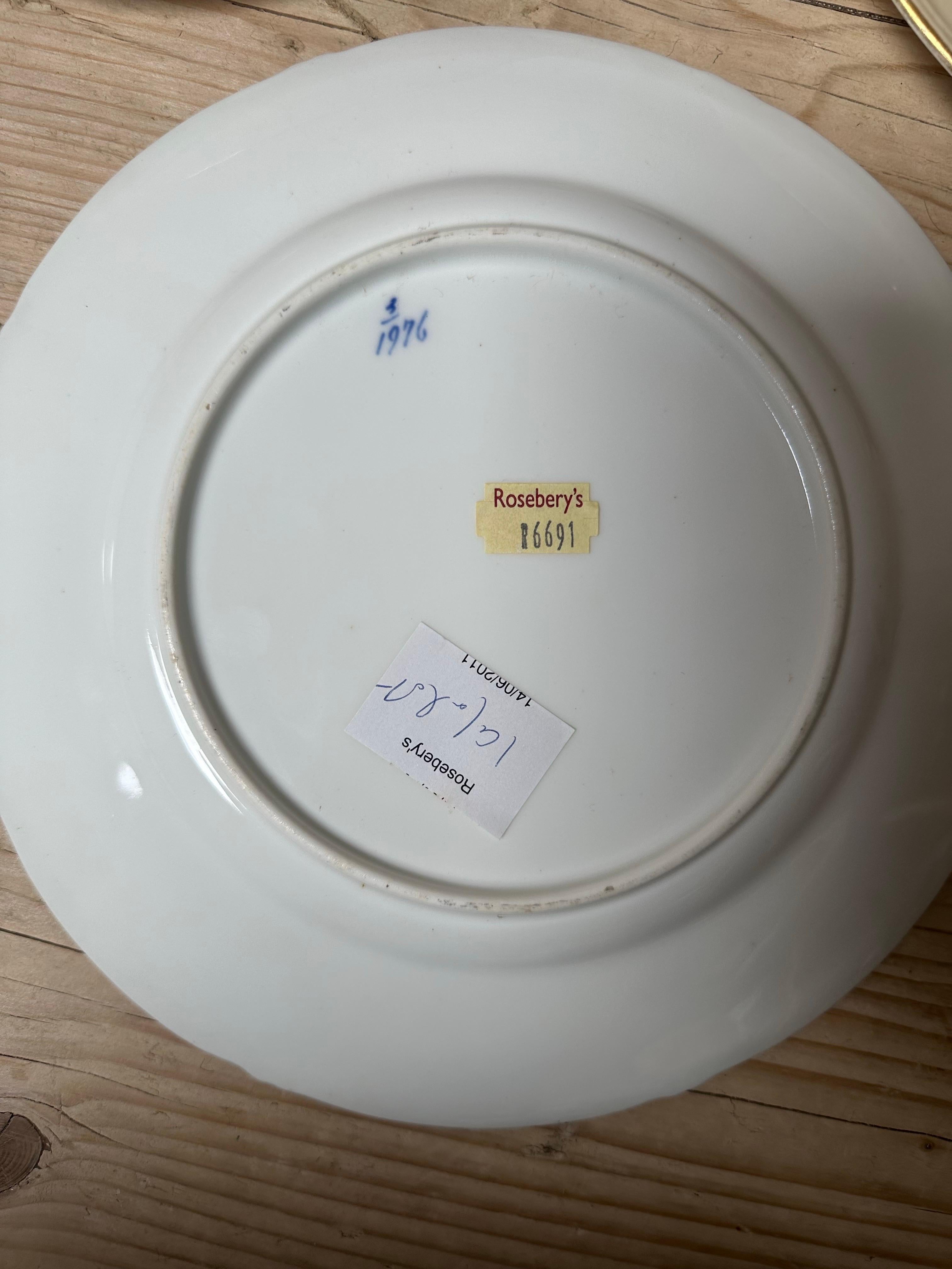 Set of 5 Rockingham Porcelain Dinner Plates, Circa 1830s For Sale 12