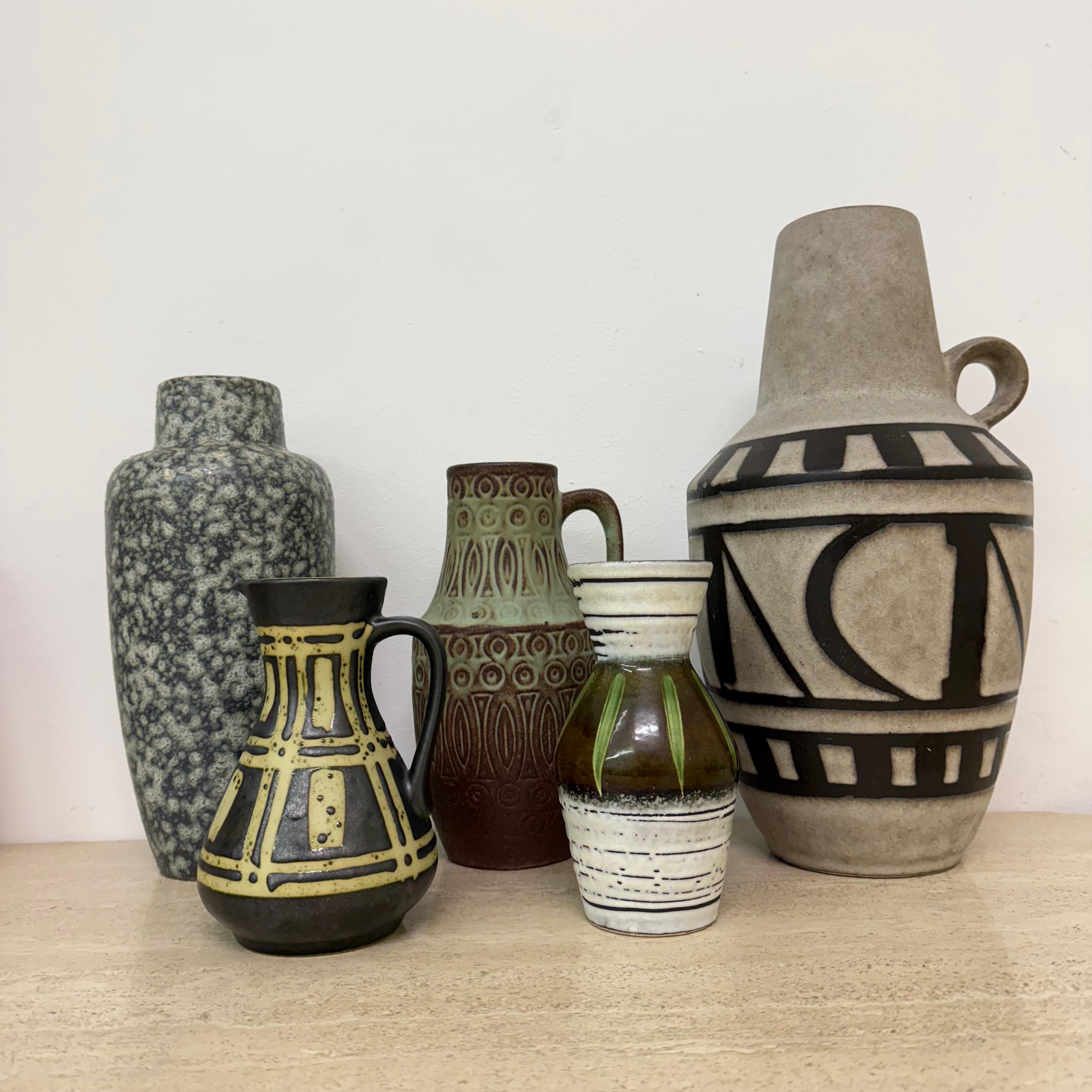 Tedesco Set di 5 vasi in ceramica di Scheurich, Germania occidentale, anni '70 in vendita