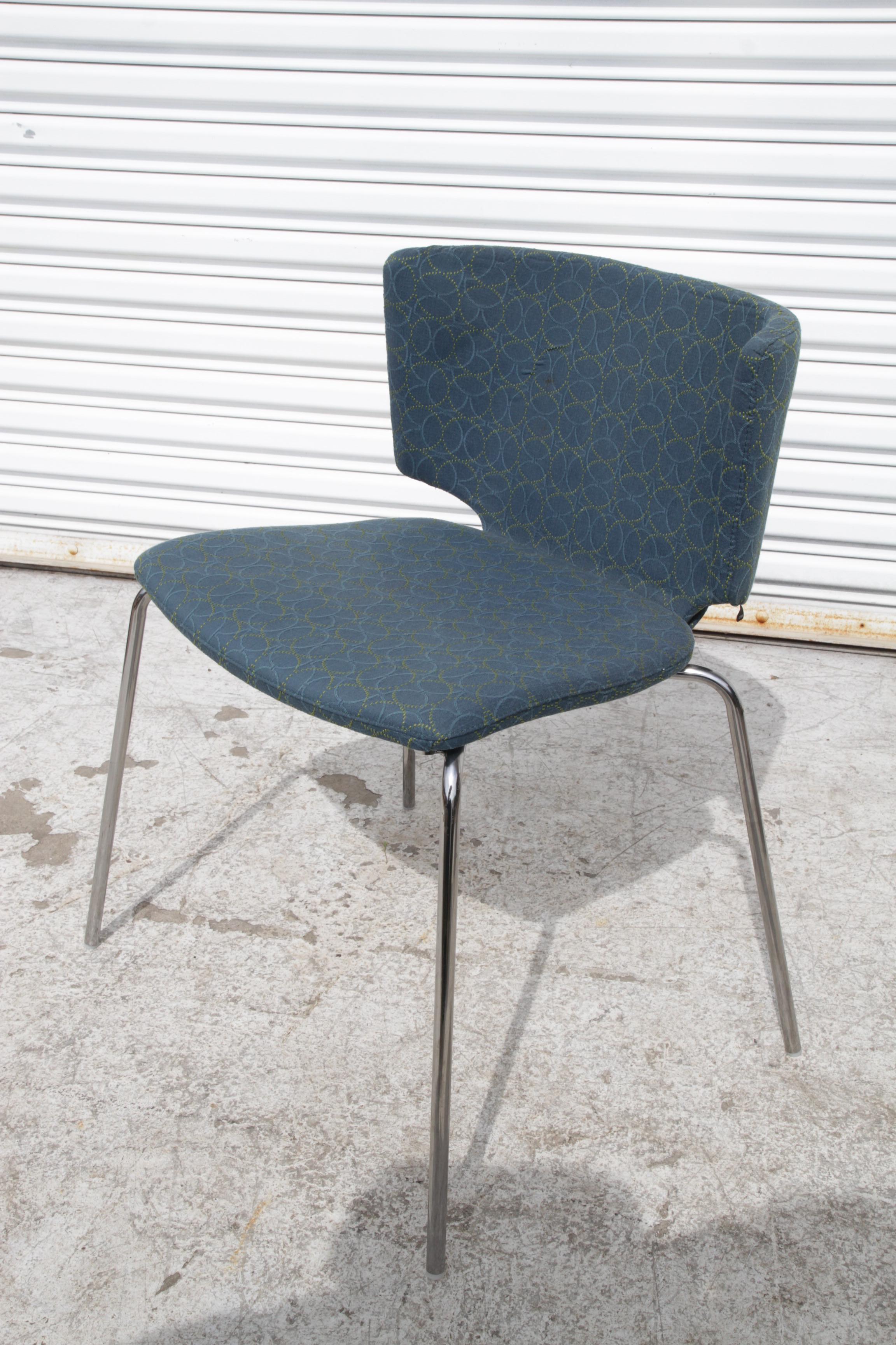 20ième siècle Ensemble de 5 chaises d'appoint et d'invités par coalessse en vente