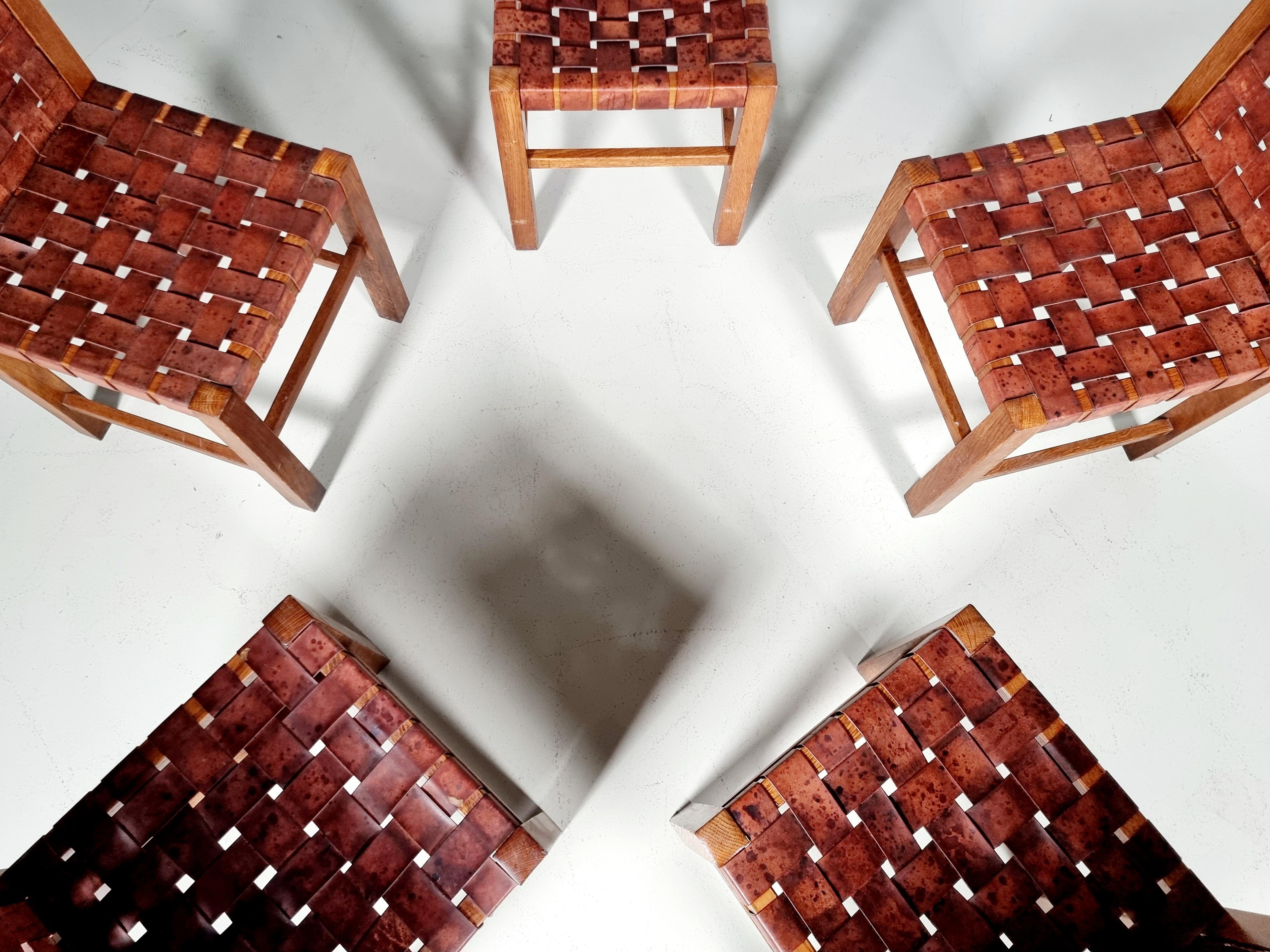 European Set of 5 Solid Oak Brutalist Dining Chairs, Belgium, 1970s
