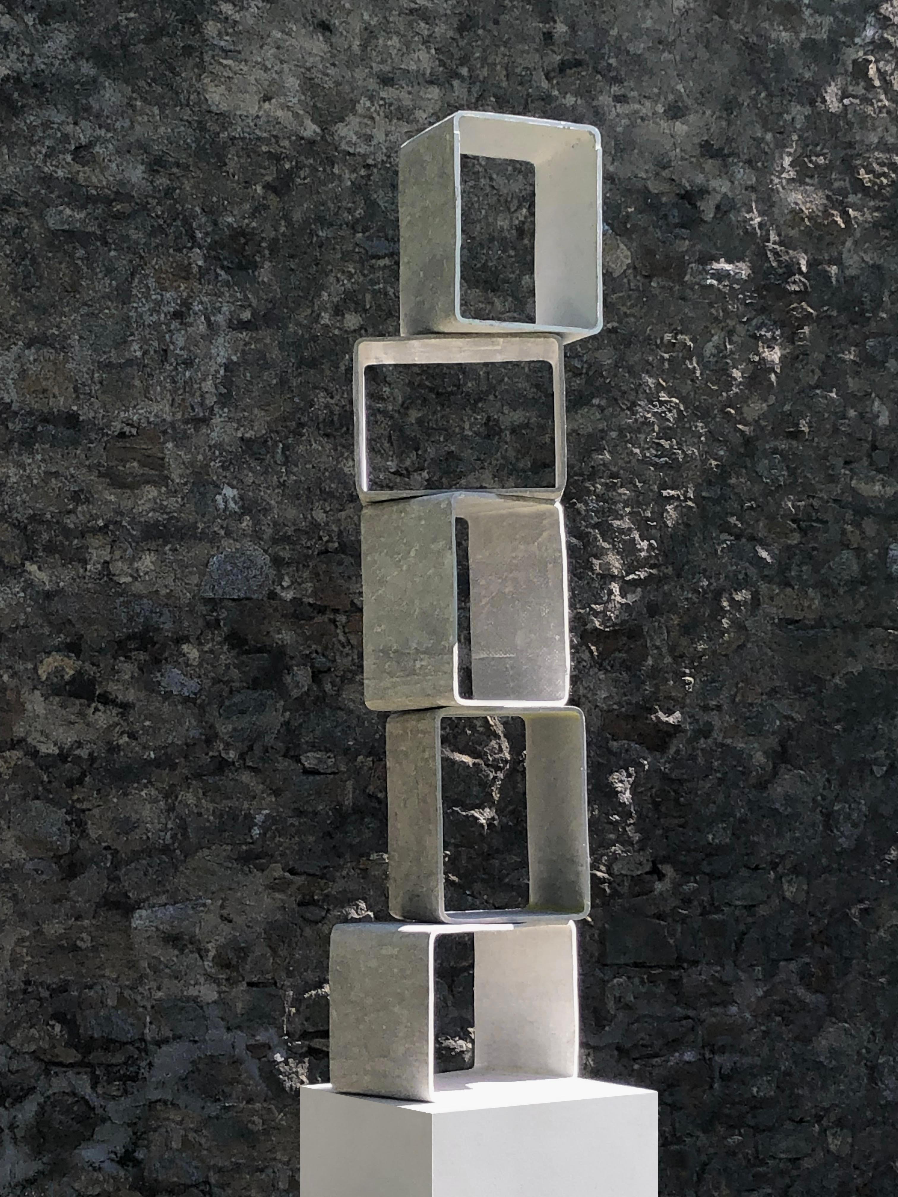 Set of 5 SPACE-AGE Concrete BOOKCASES by WILLY GUHL for ETERNIT, Swiss 1970 For Sale 2