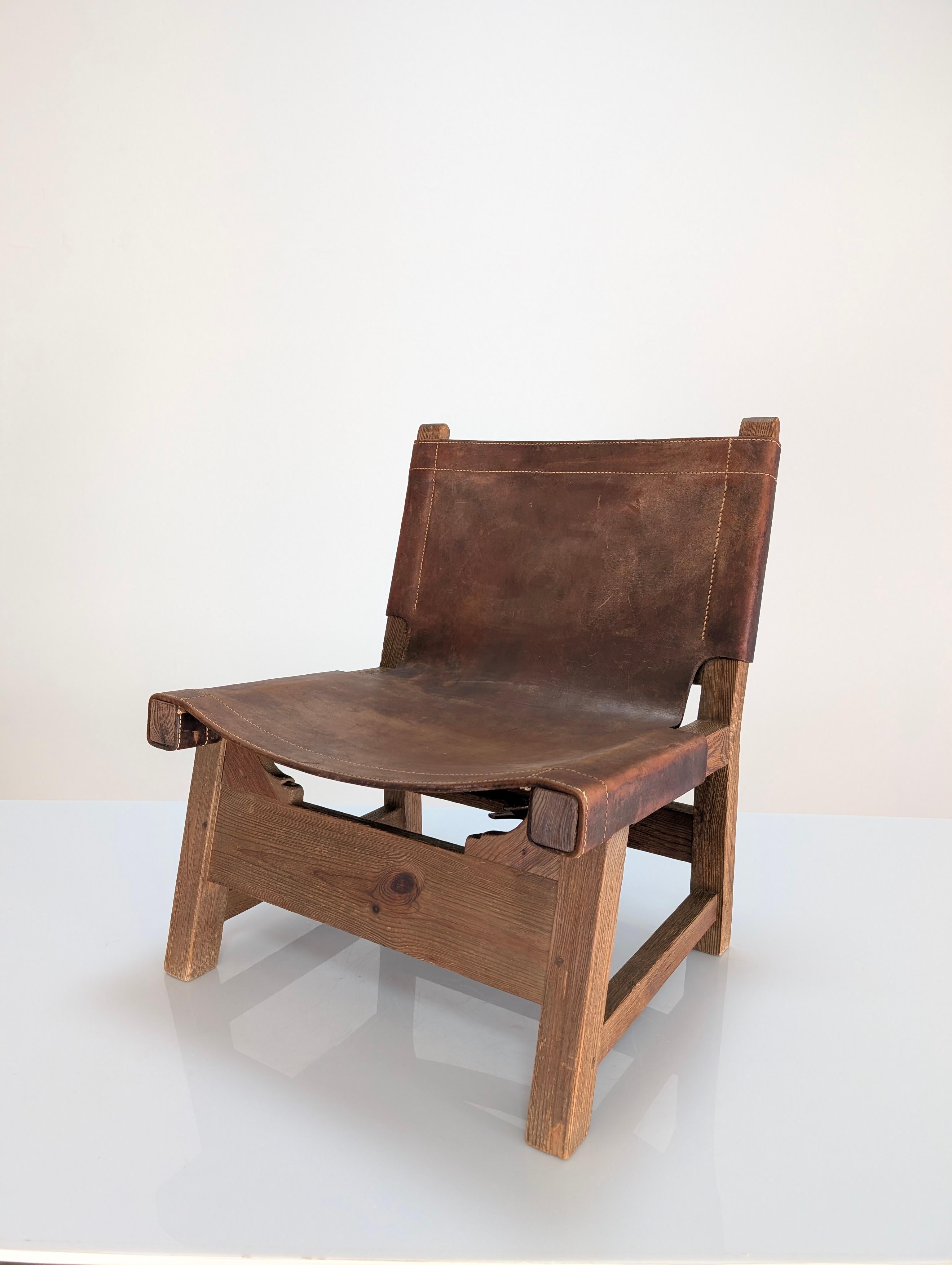 Set of 5 Spanish Leather and Oak Chairs, Paco Muñoz Style, 1960s For Sale 5