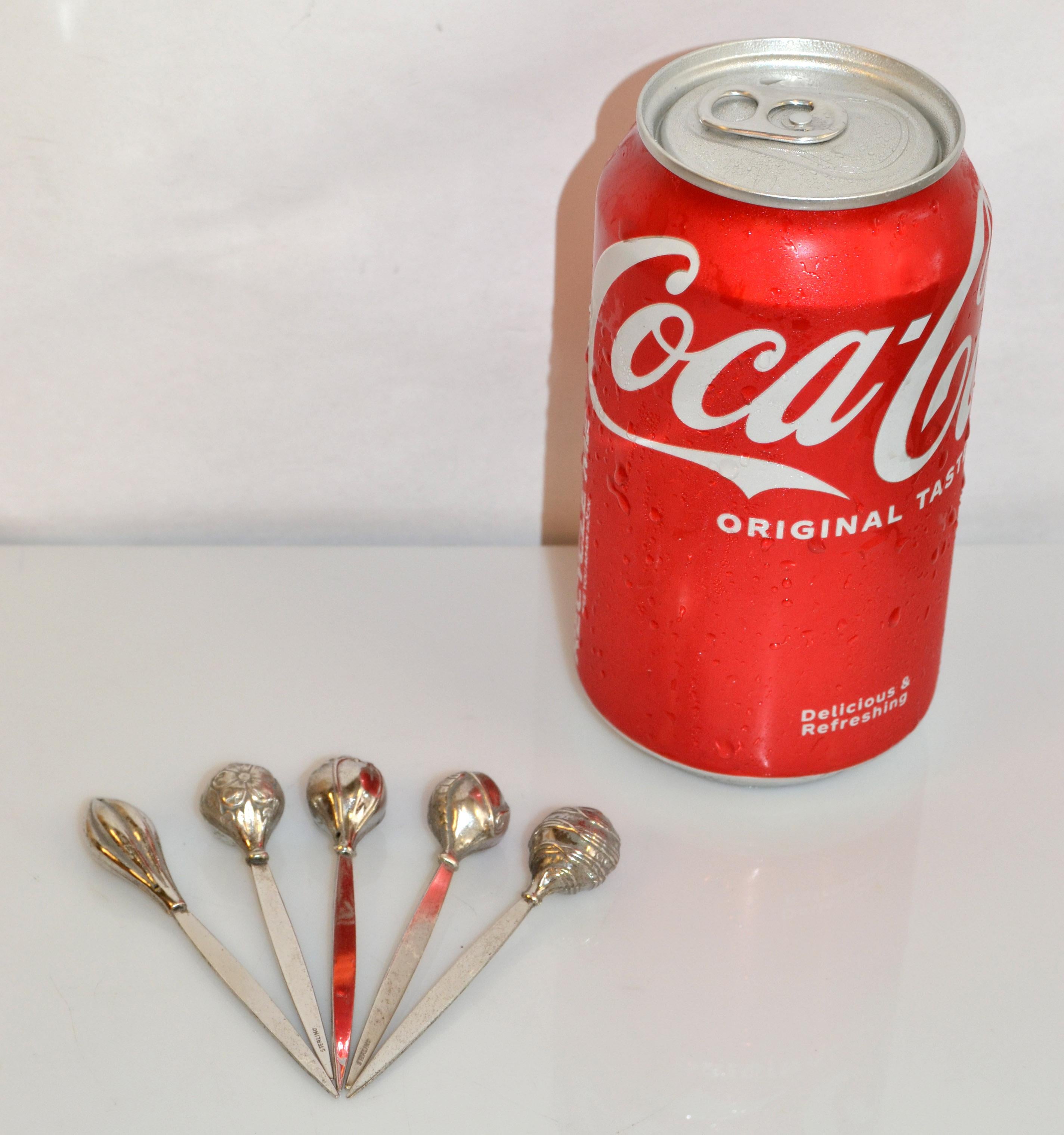 Set of 5 Sterling Silver Vintage Martini Cocktail Olive Picks Barware Appetizer In Good Condition For Sale In Miami, FL