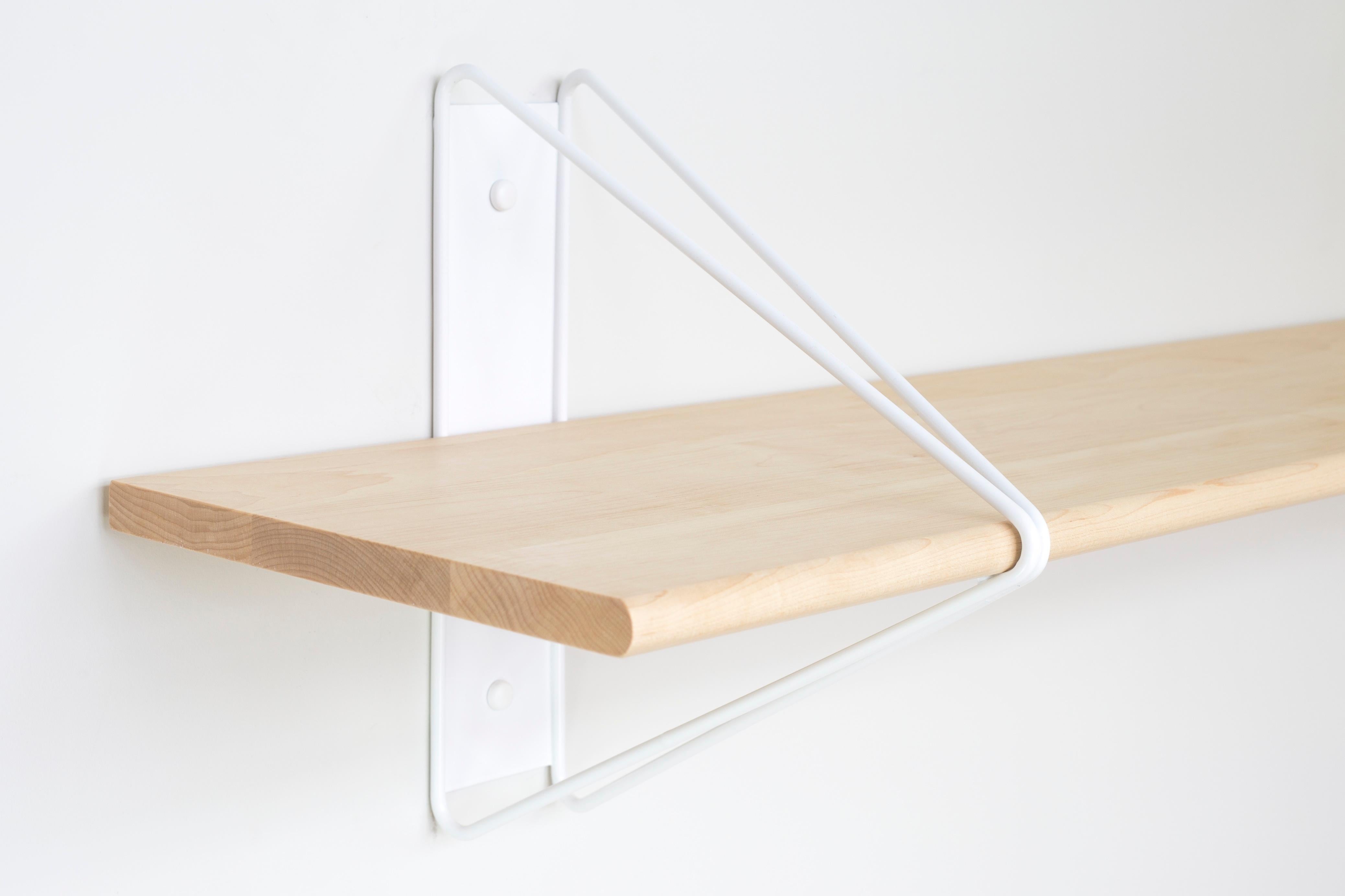American Set of 5 Strut Shelves from Souda, White, Modern Wood Wall Shelf or Bookcase For Sale