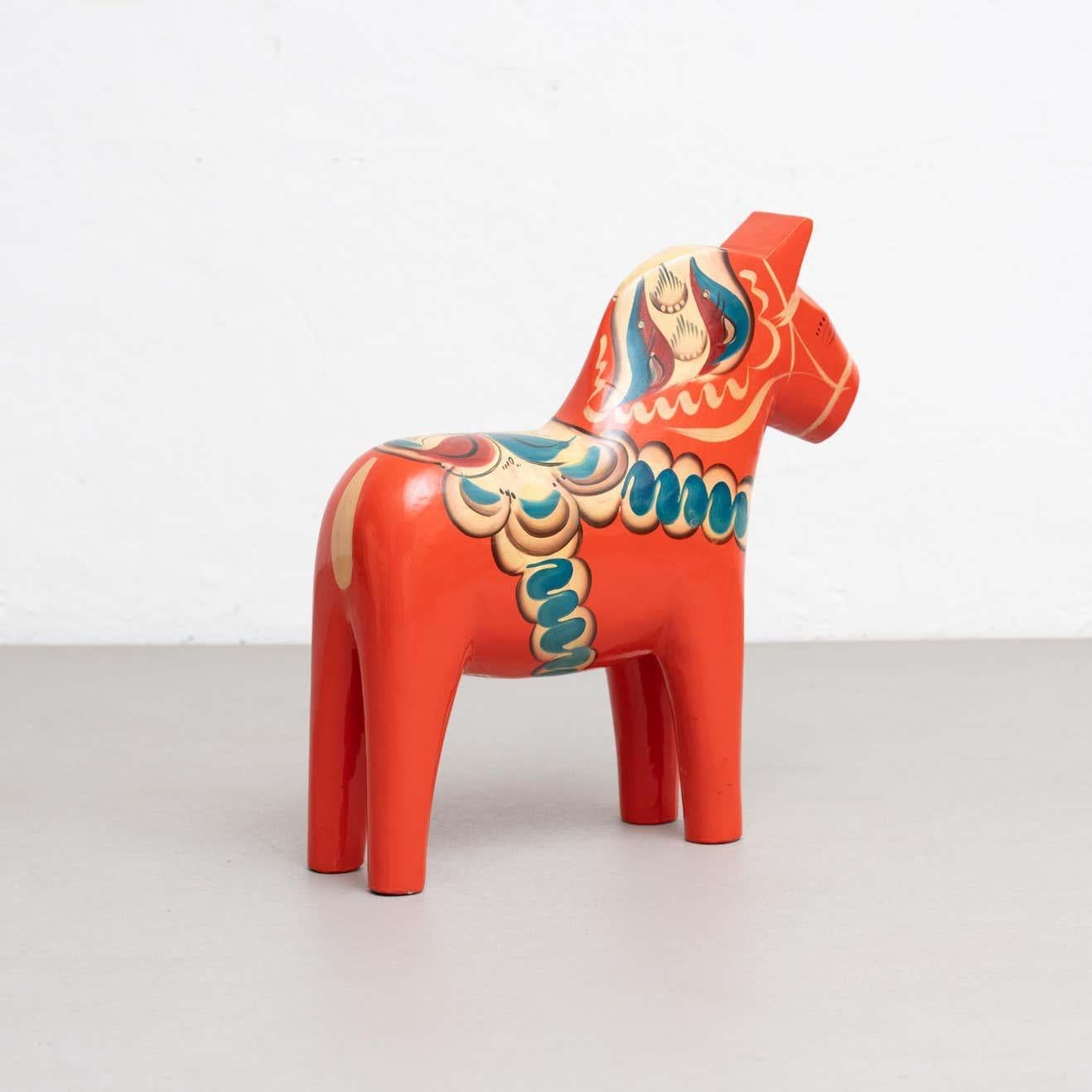 Ensemble de 5 jouets de cheval Dala en bois folklorique suédois, vers 1960 en vente 7